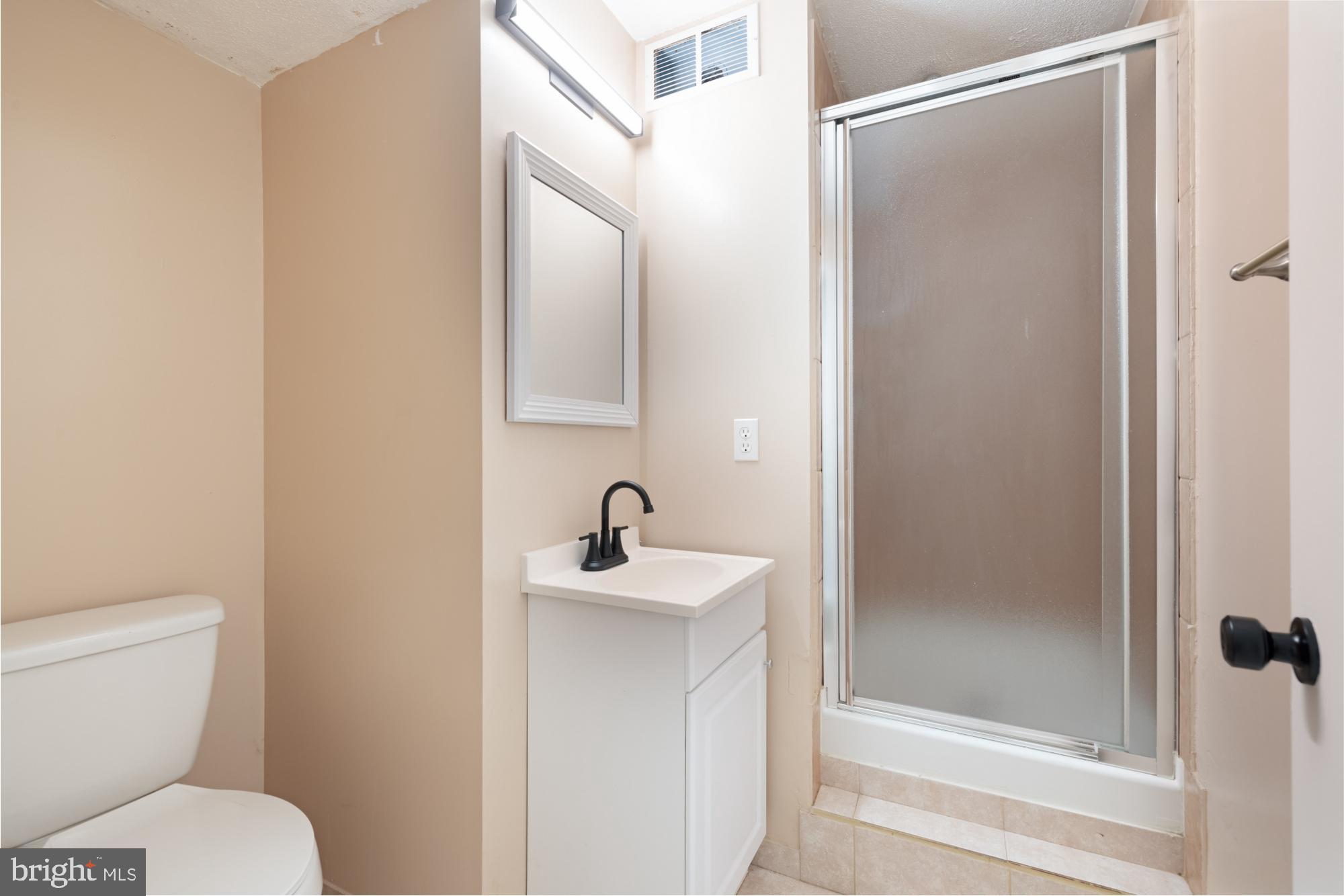 GUNNERS LAKE VILLAGE - Residential