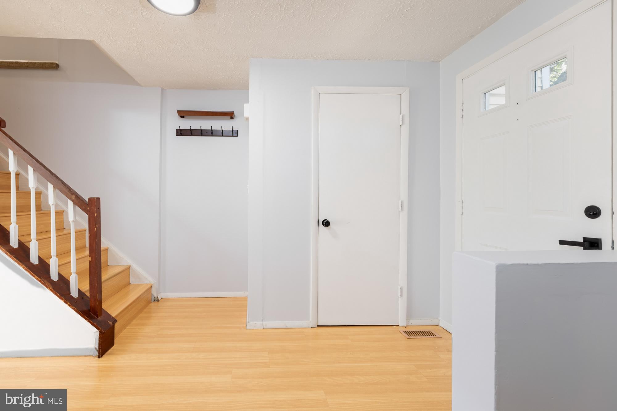 GUNNERS LAKE VILLAGE - Residential