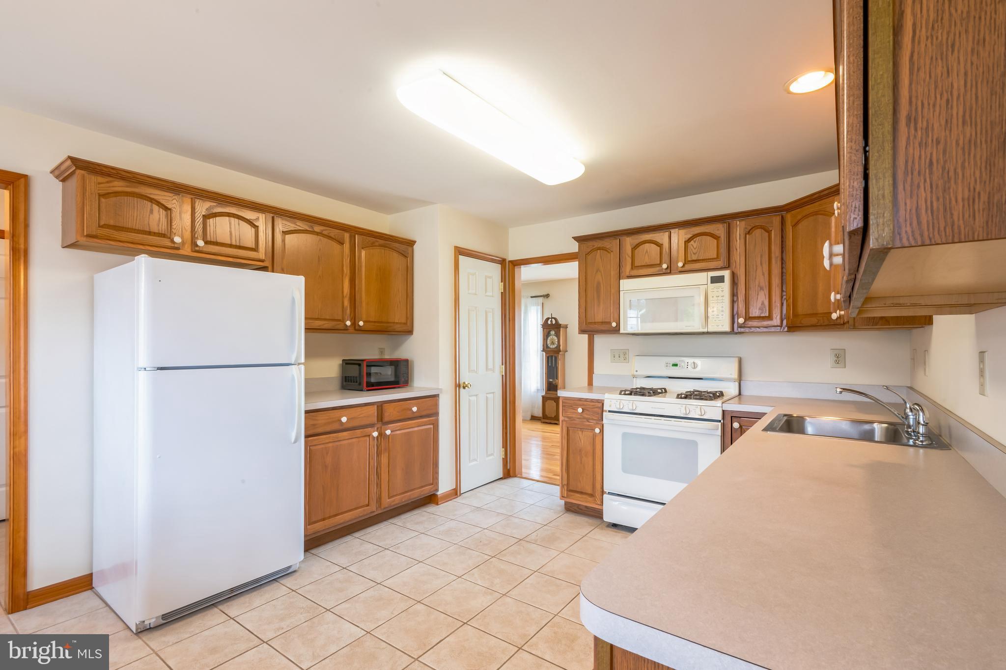 2233 MUSTEREL LANE