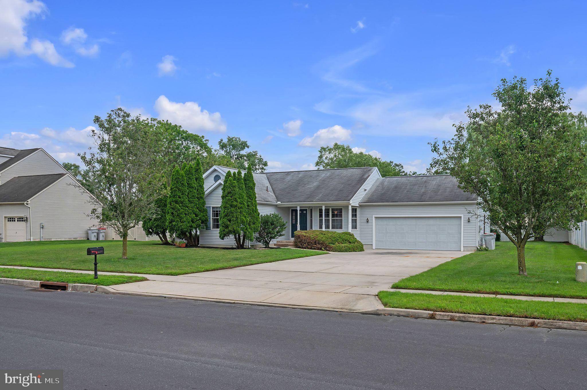 2233 MUSTEREL LANE