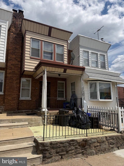 Townhouse For Sale - 6003 N Mascher Street<br/> PHILADELPHIA, PA 19120
