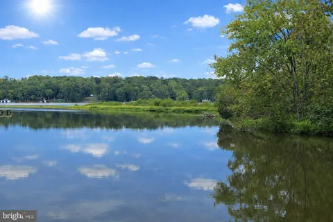 26700 Daniels Point Drive, Unionville, VA MLS: VAOR2012820