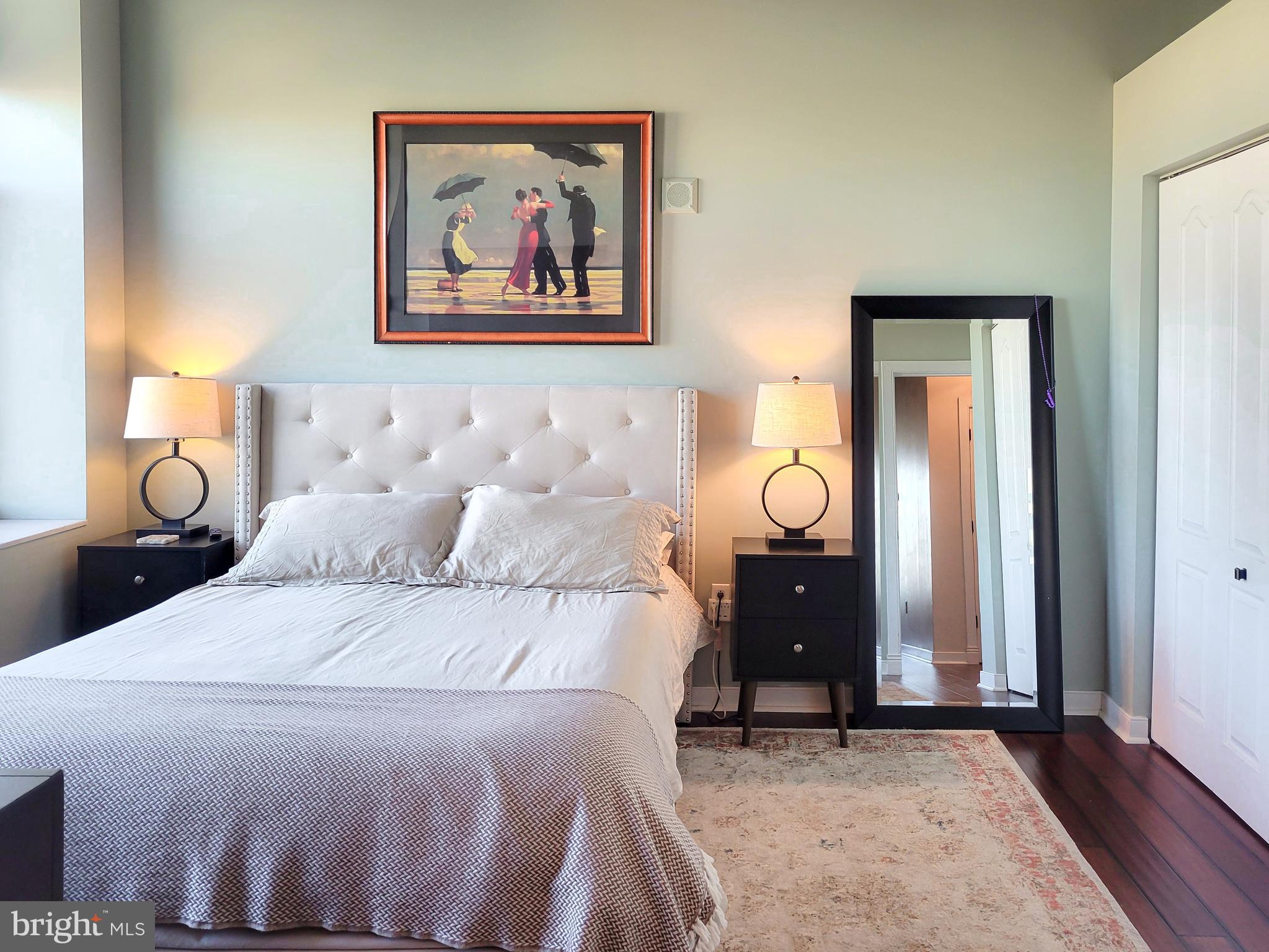 CENTER CITY - Residential