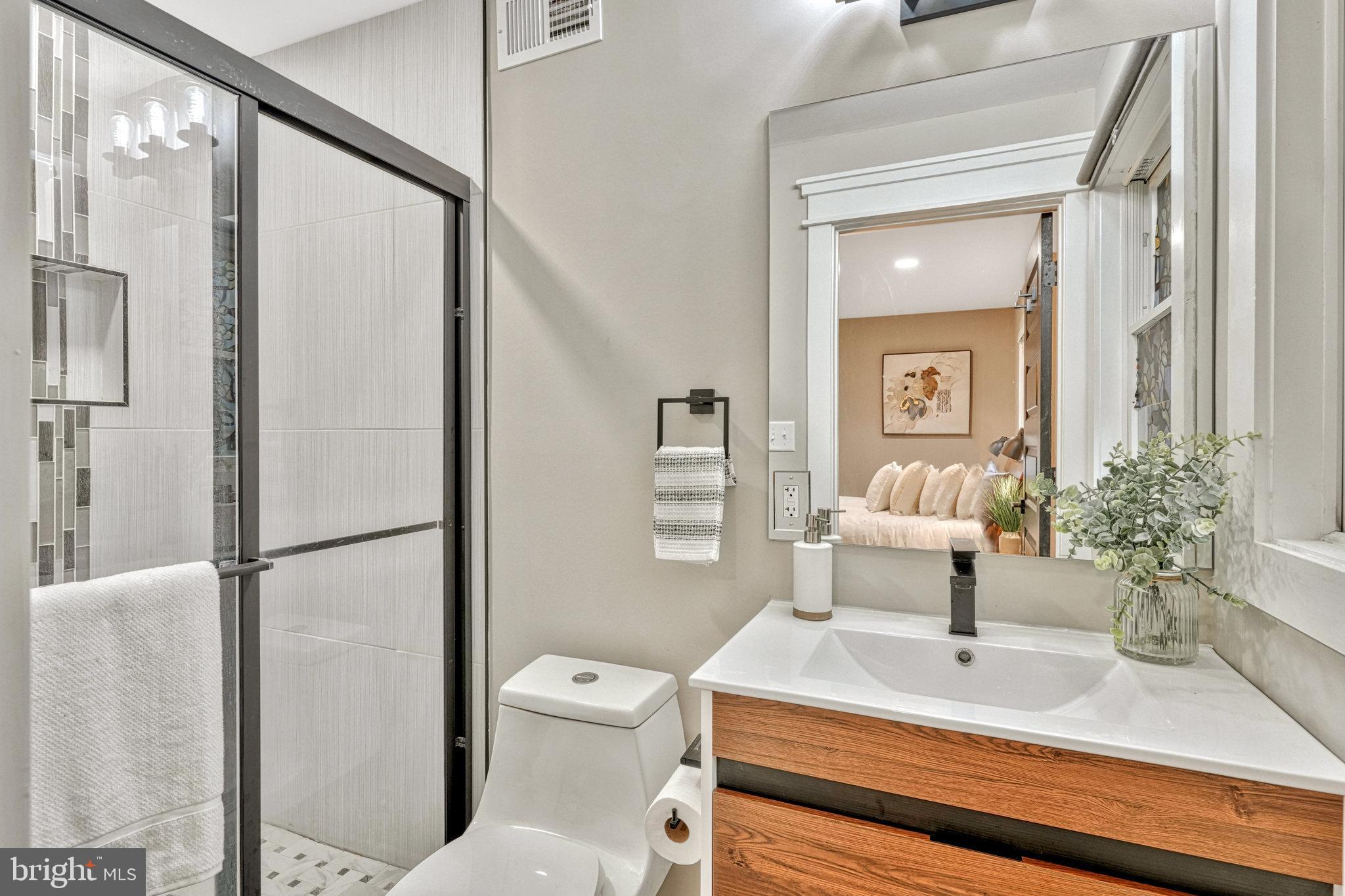 NORTH SPRINGFIELD - Residential