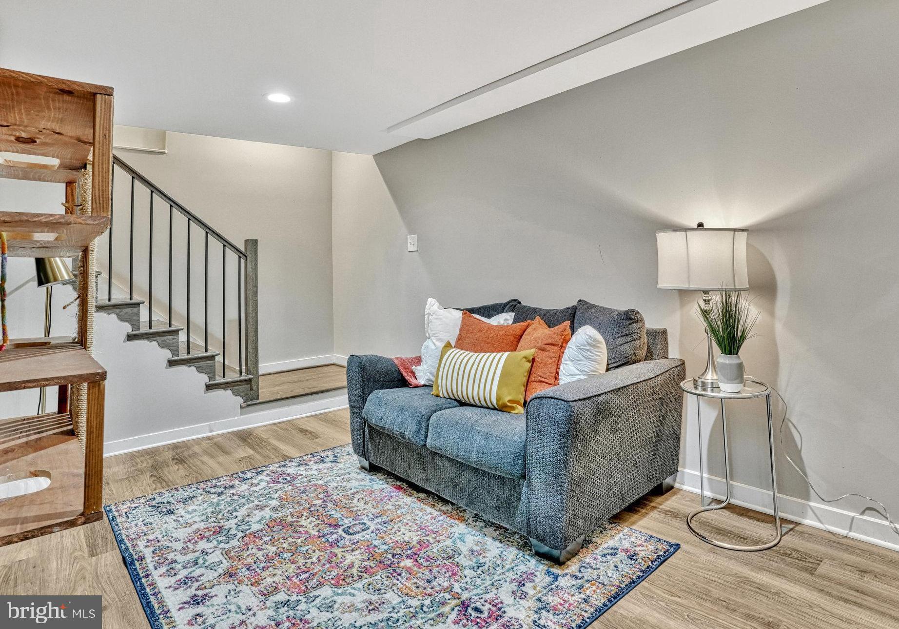 NORTH SPRINGFIELD - Residential