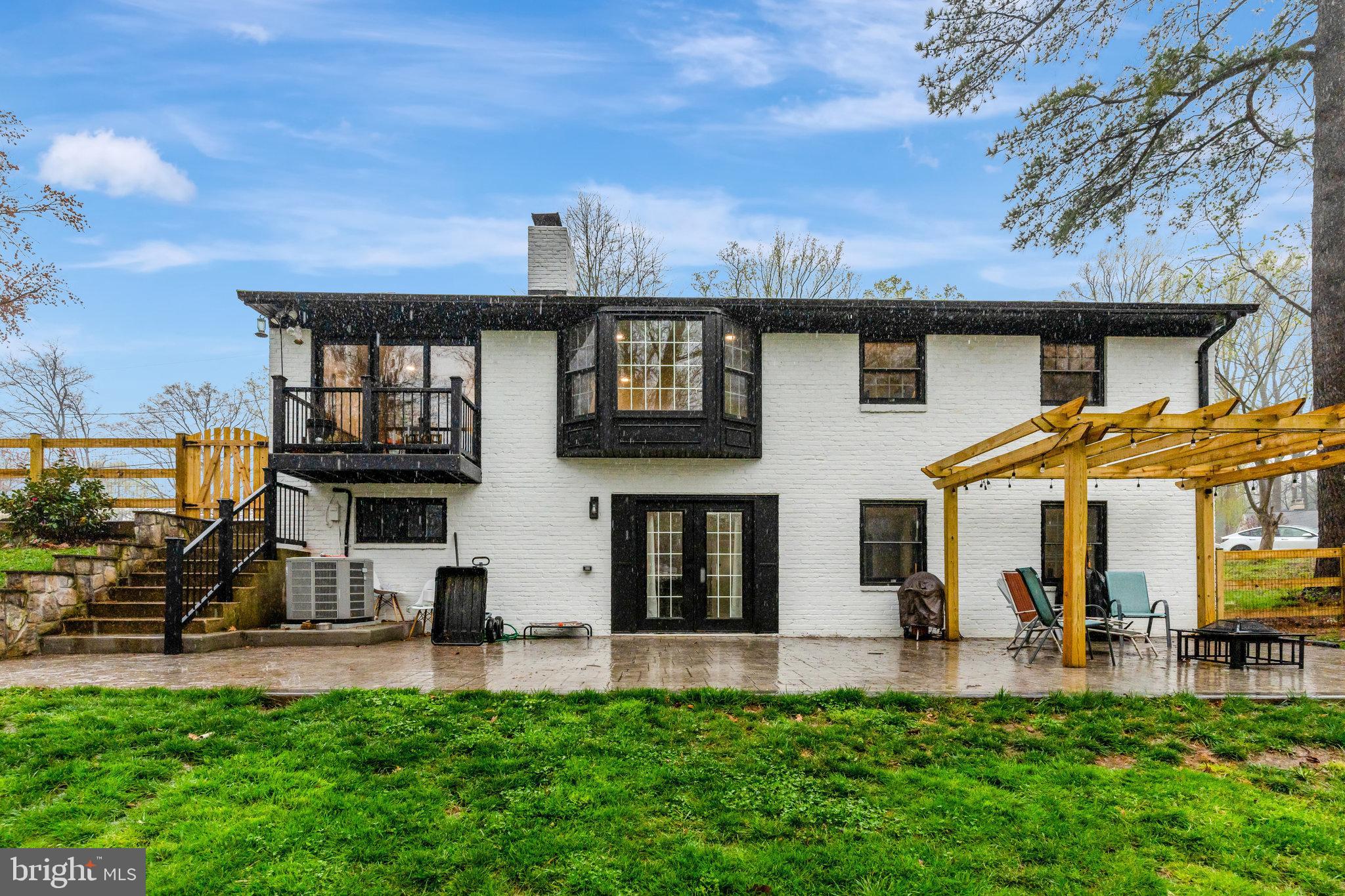 NORTH SPRINGFIELD - Residential