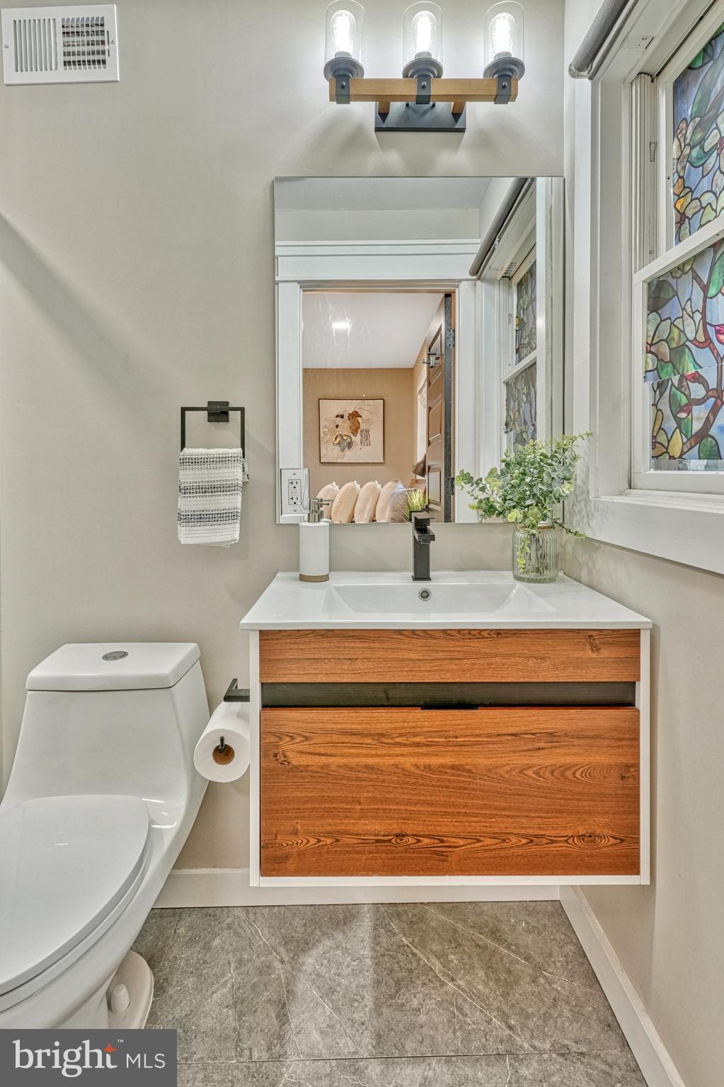 NORTH SPRINGFIELD - Residential