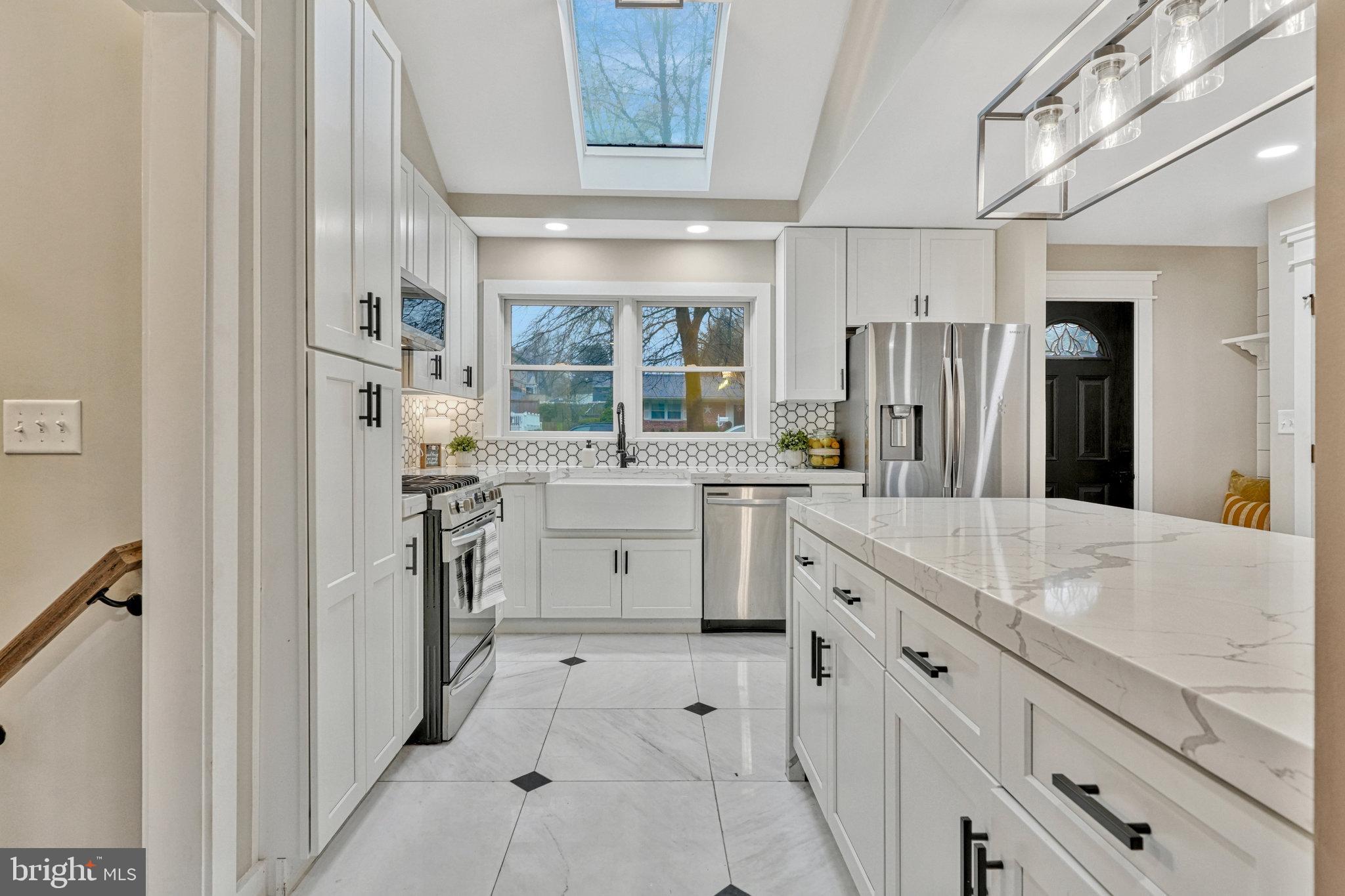 NORTH SPRINGFIELD - Residential