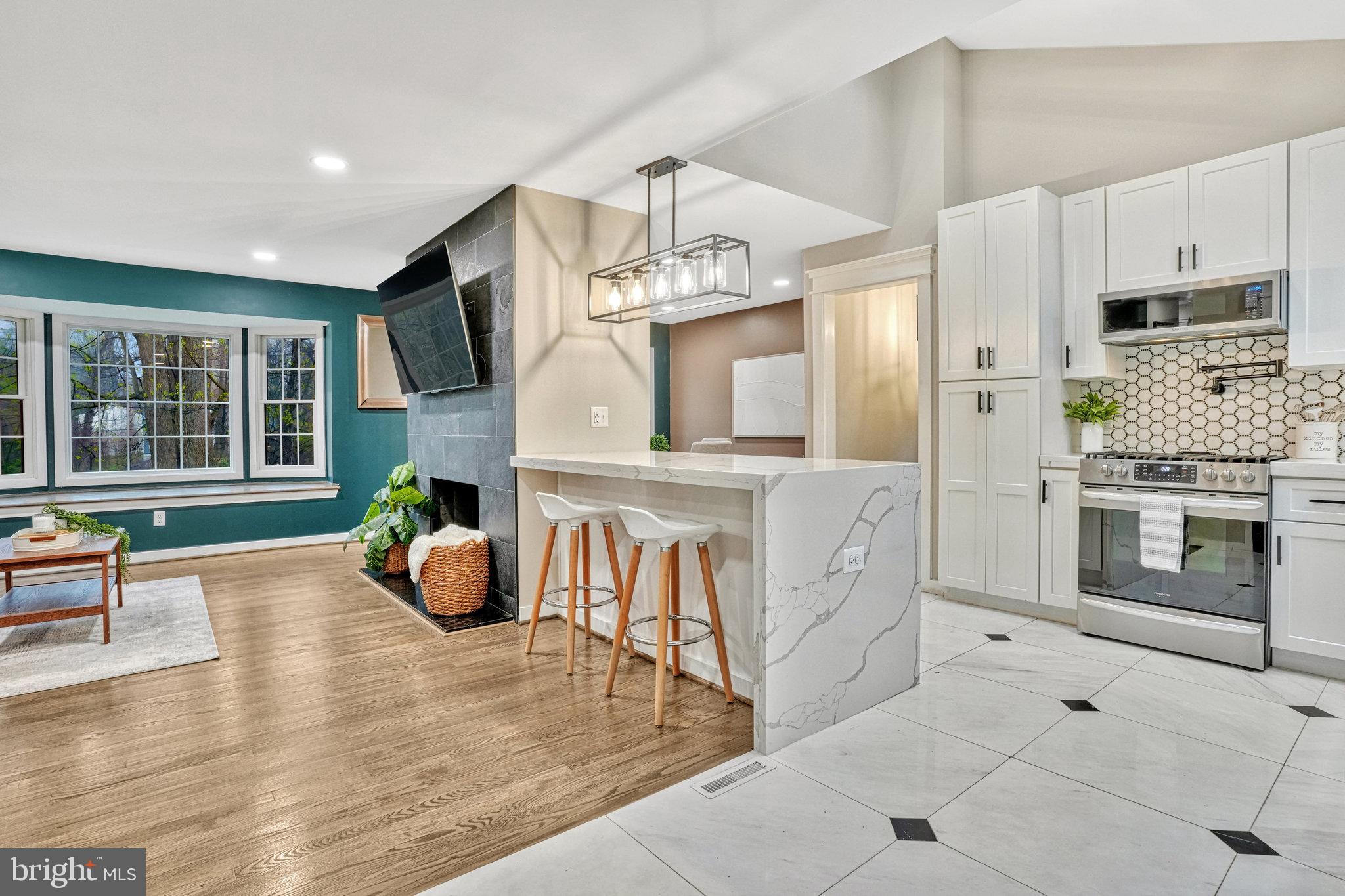 NORTH SPRINGFIELD - Residential