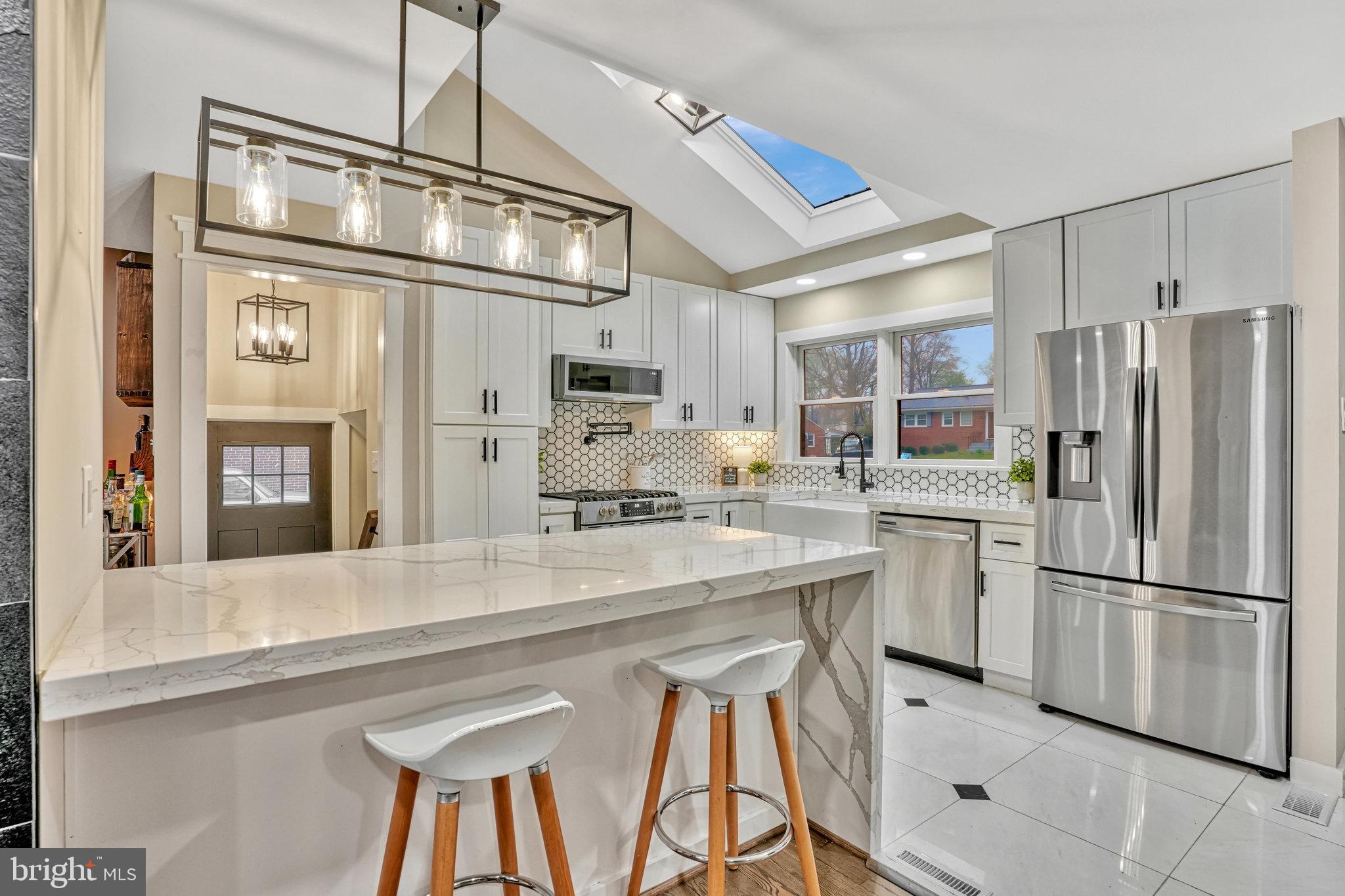 NORTH SPRINGFIELD - Residential