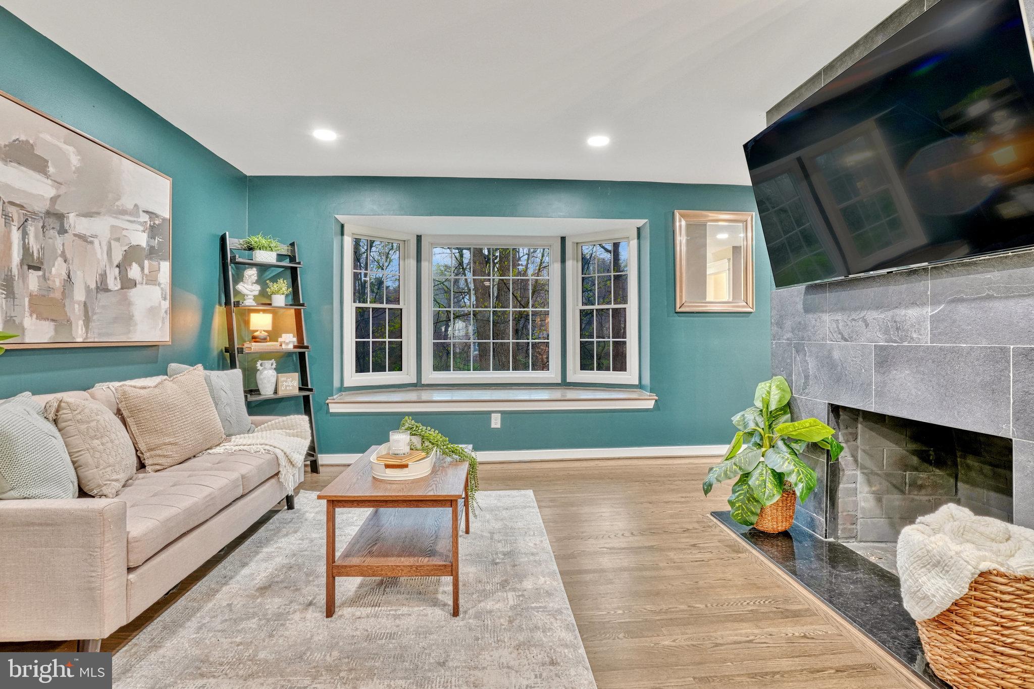 NORTH SPRINGFIELD - Residential