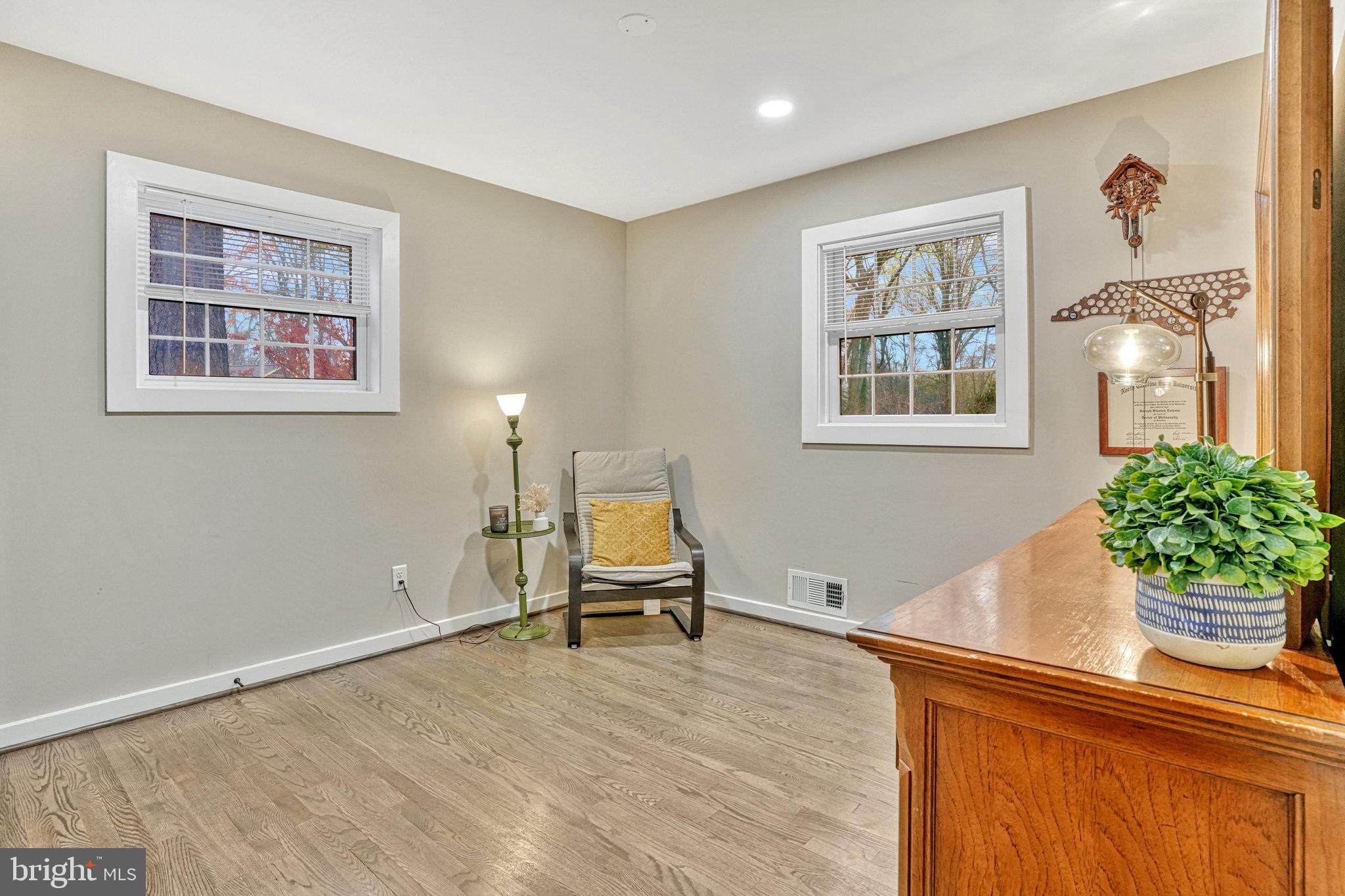 NORTH SPRINGFIELD - Residential