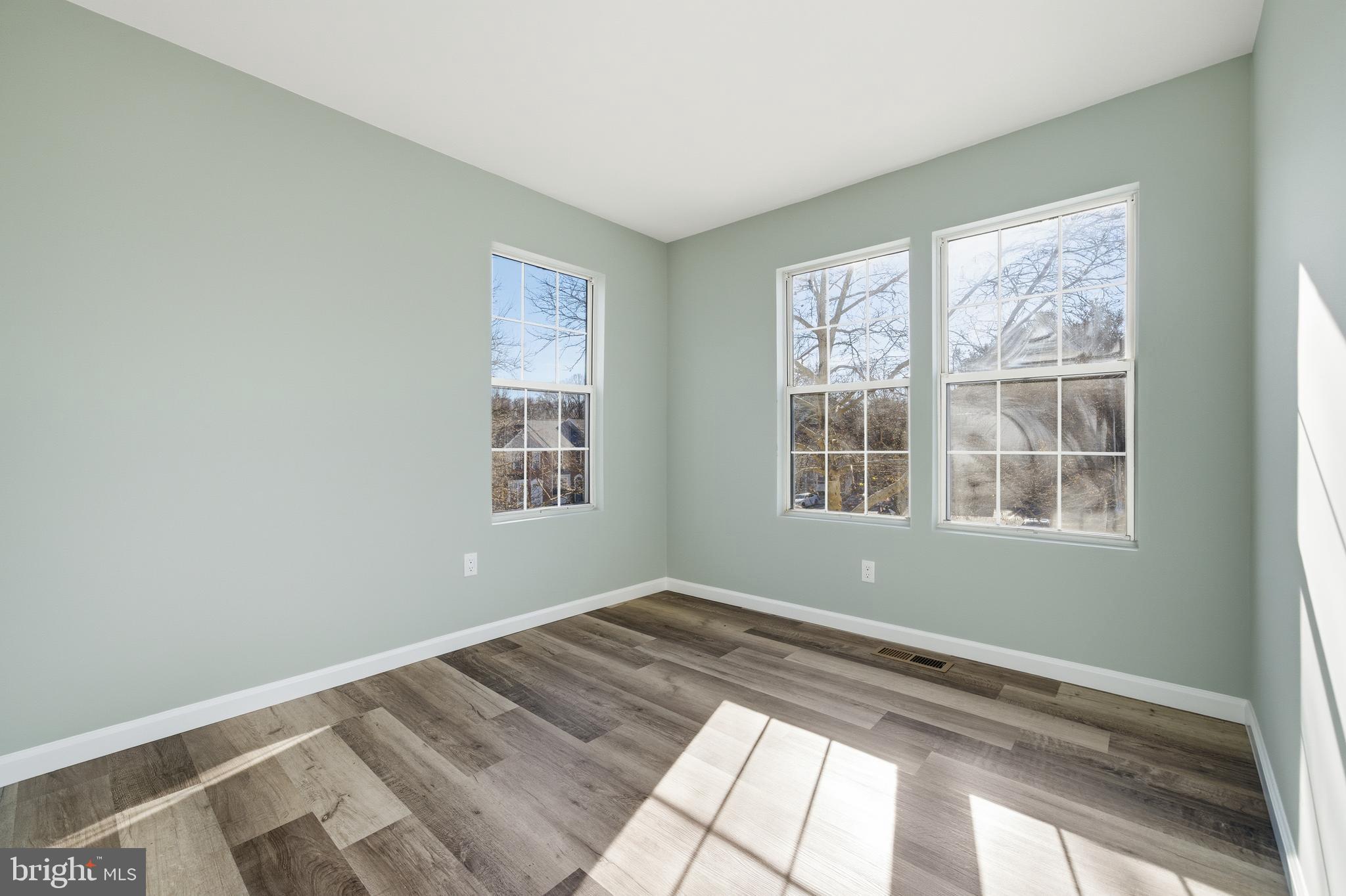 WESTLAKE - Residential