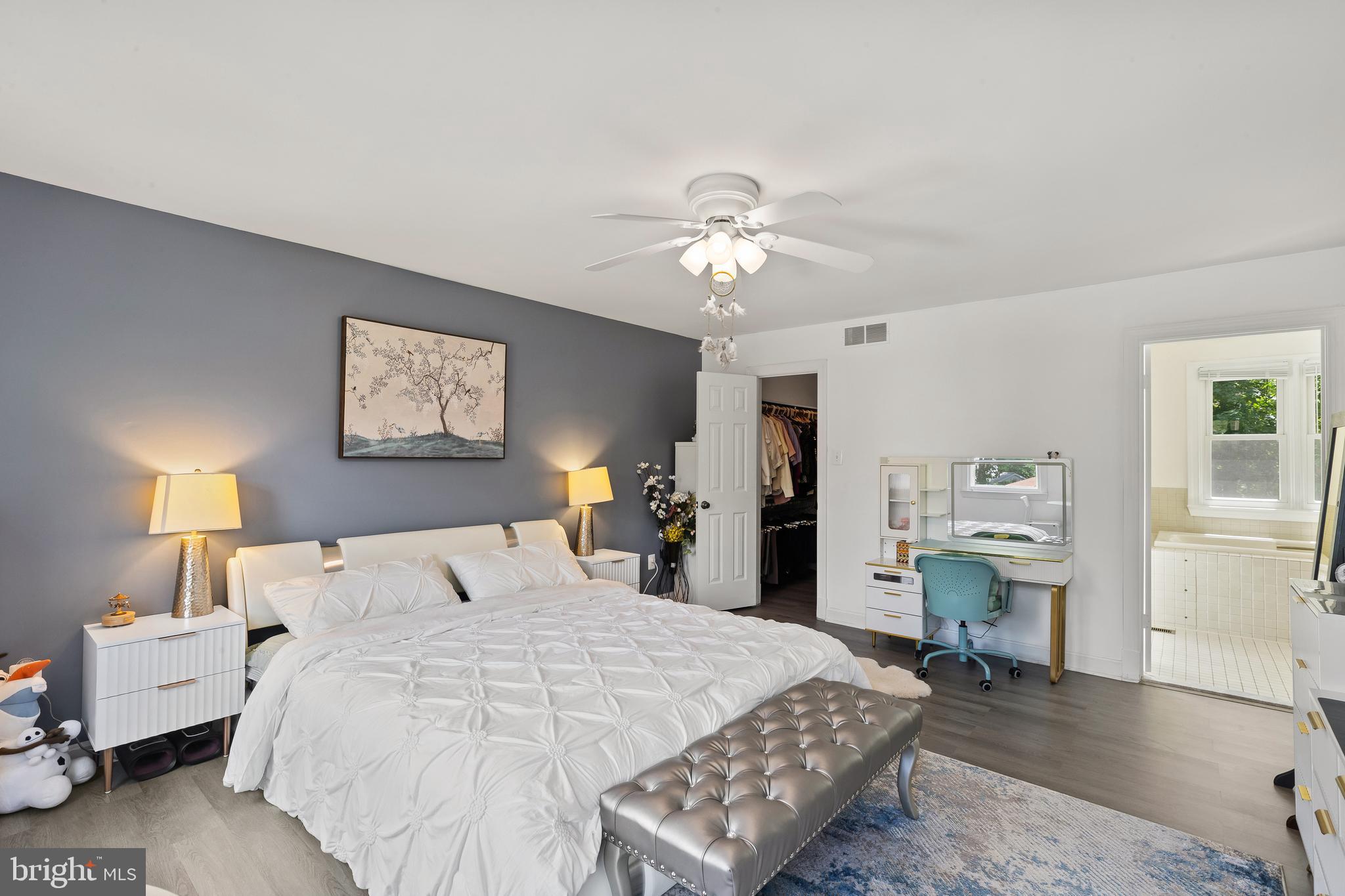 VILLAGE OF HICKORY RIDGE - Residential