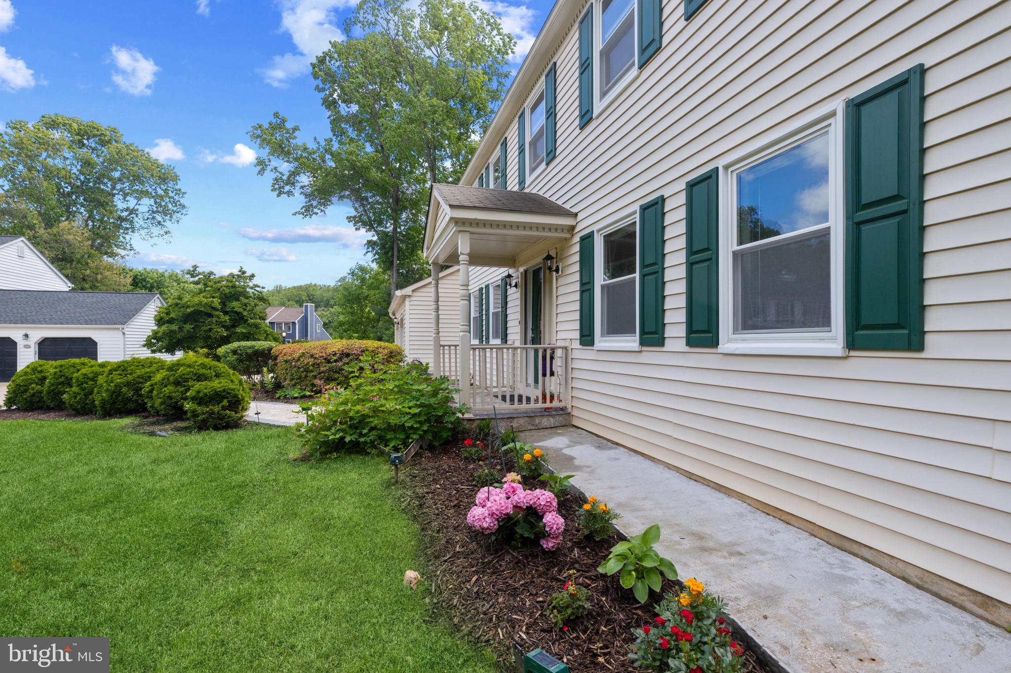 VILLAGE OF HICKORY RIDGE - Residential
