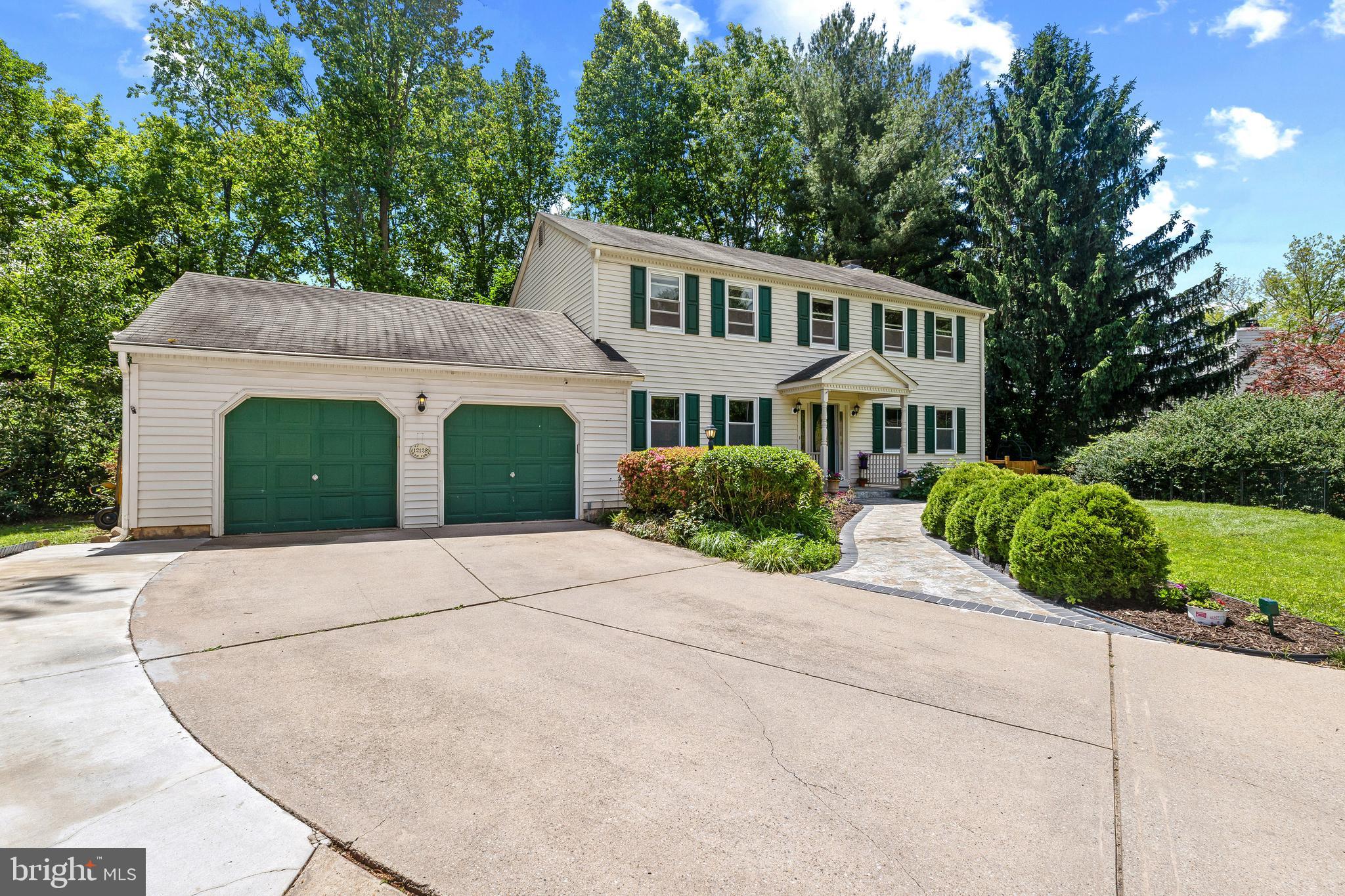 VILLAGE OF HICKORY RIDGE - Residential