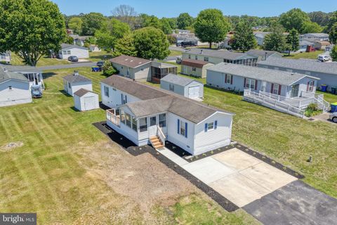 Mobile Home For Sale - 33385 Court Drive<br/> MILLSBORO, DE 19966