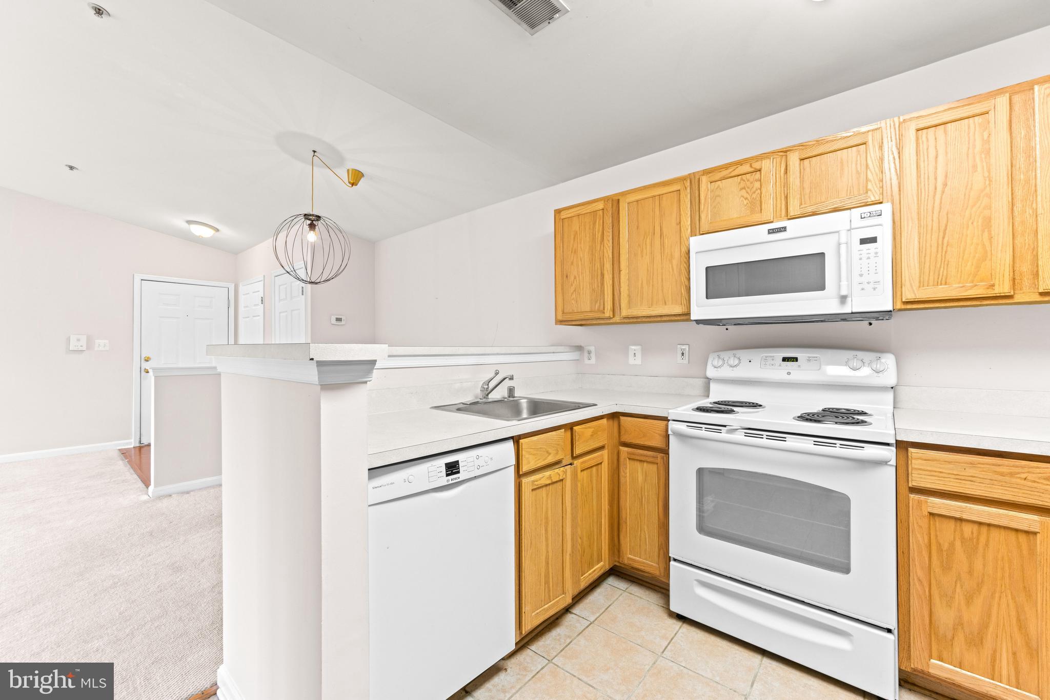 SCOTTS CROSSING - Residential Lease