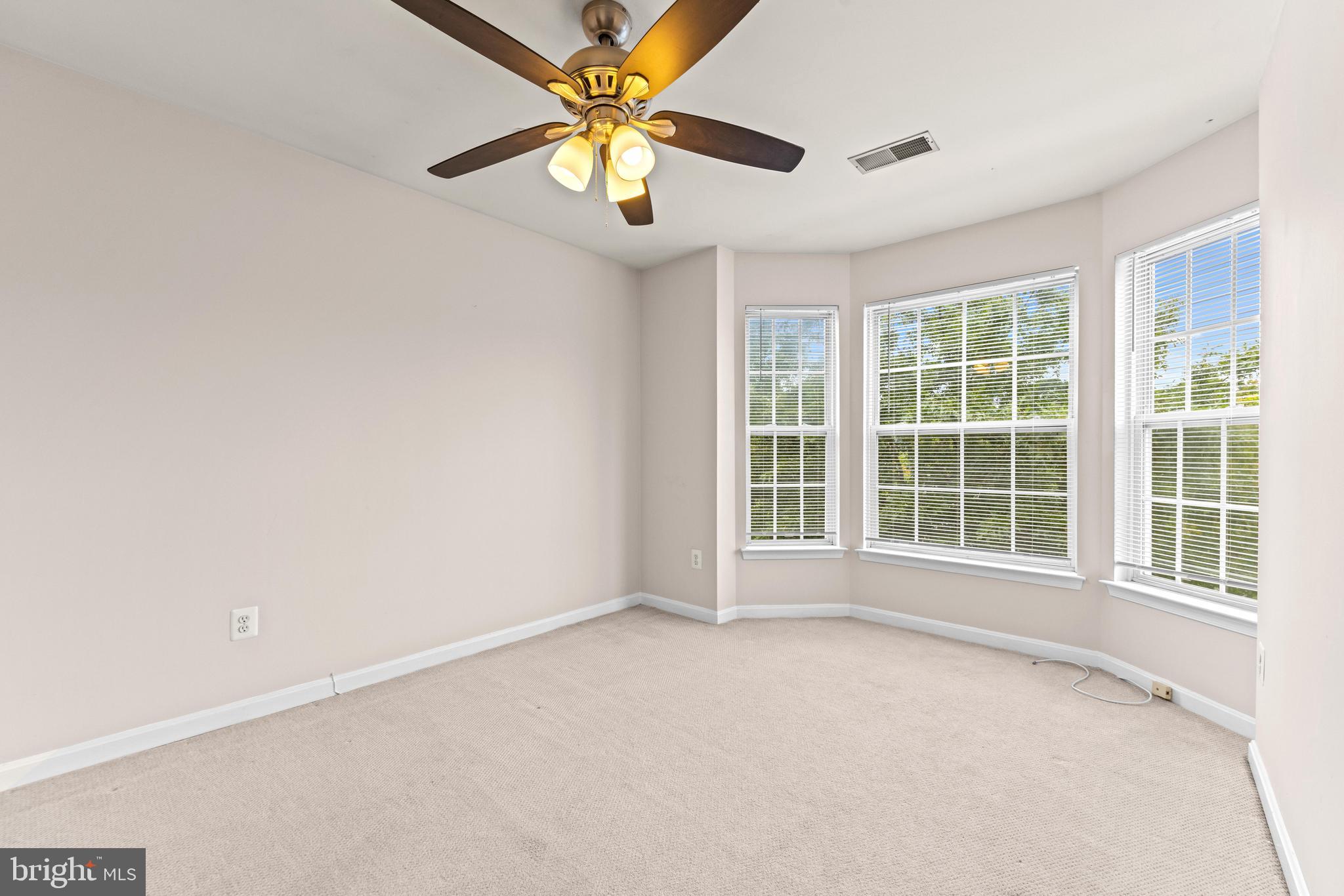 SCOTTS CROSSING - Residential Lease