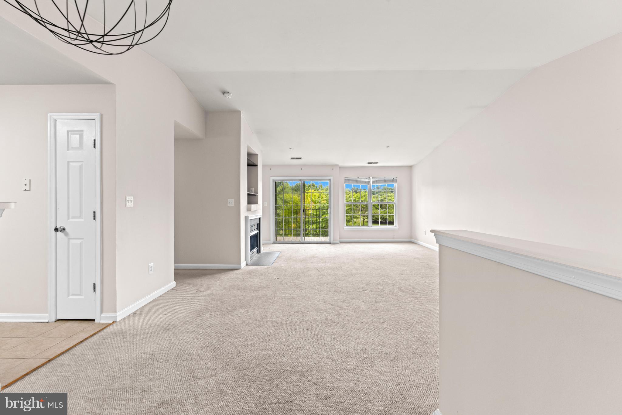 SCOTTS CROSSING - Residential Lease