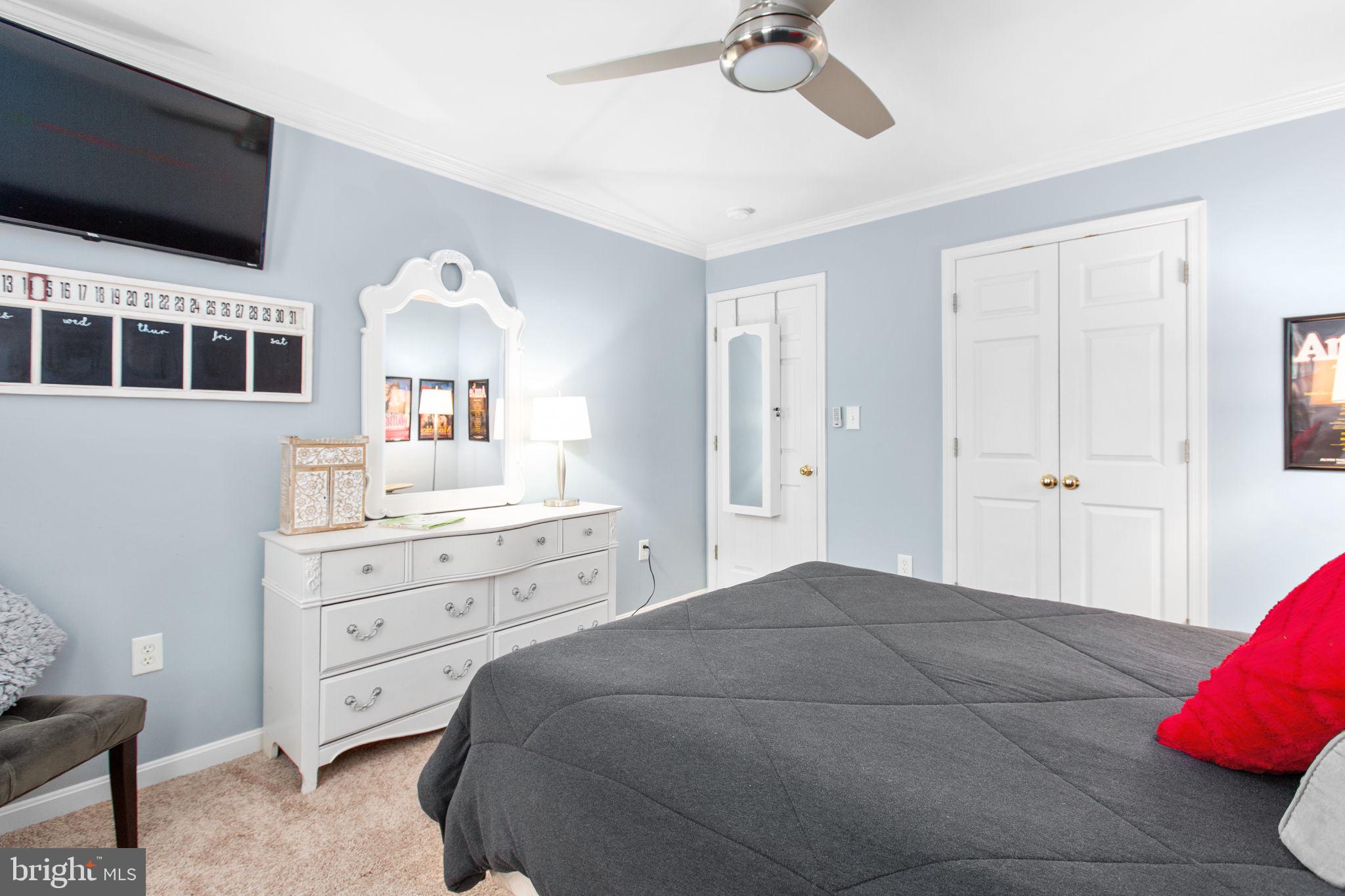 CROWN GRANT - Residential