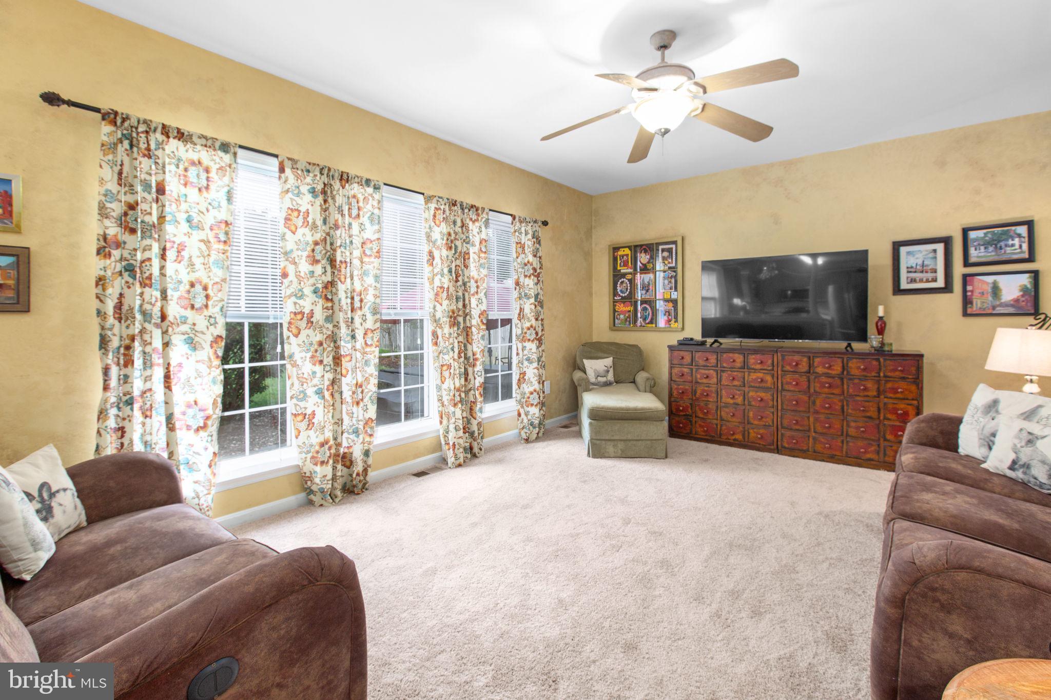 CROWN GRANT - Residential