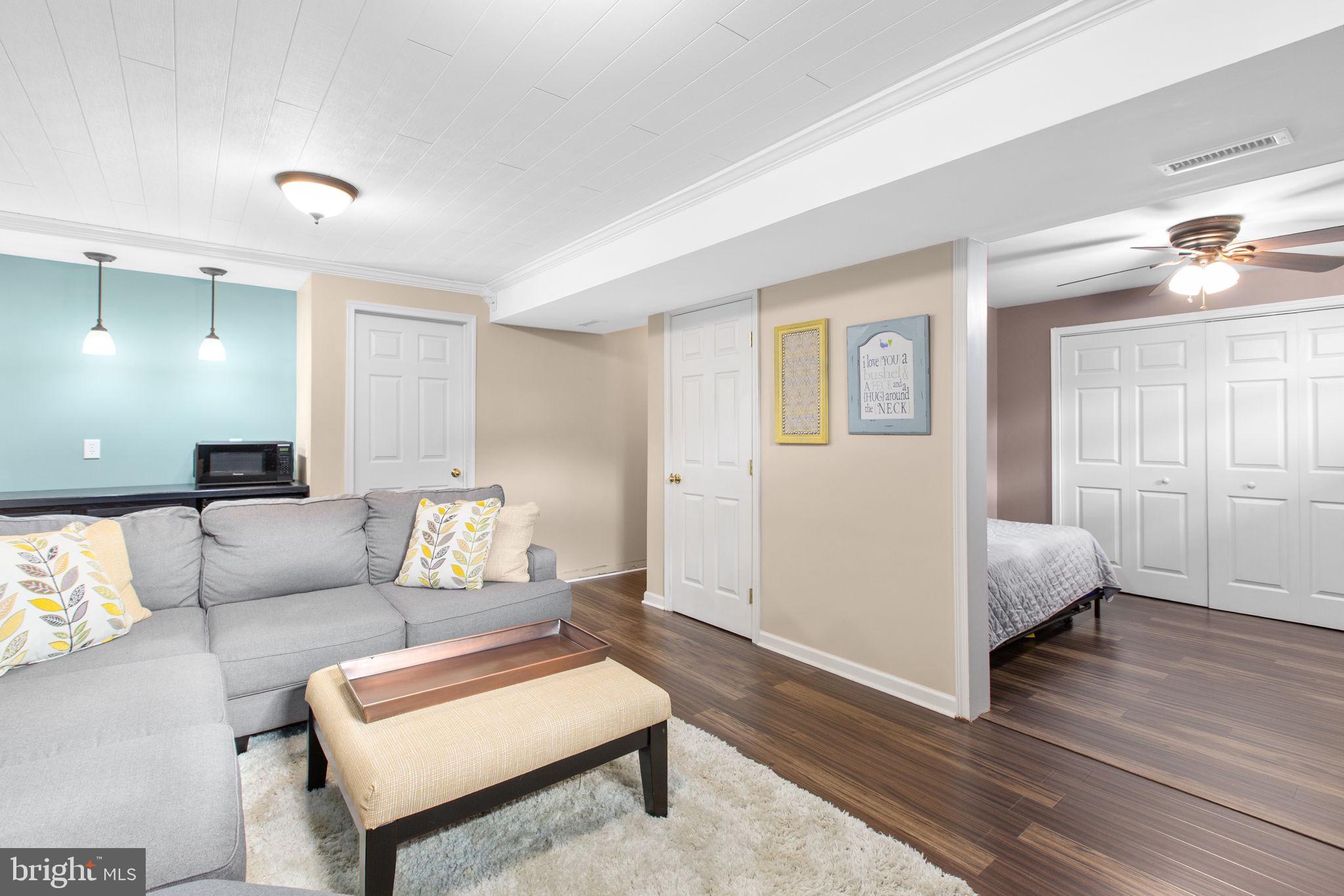 CROWN GRANT - Residential