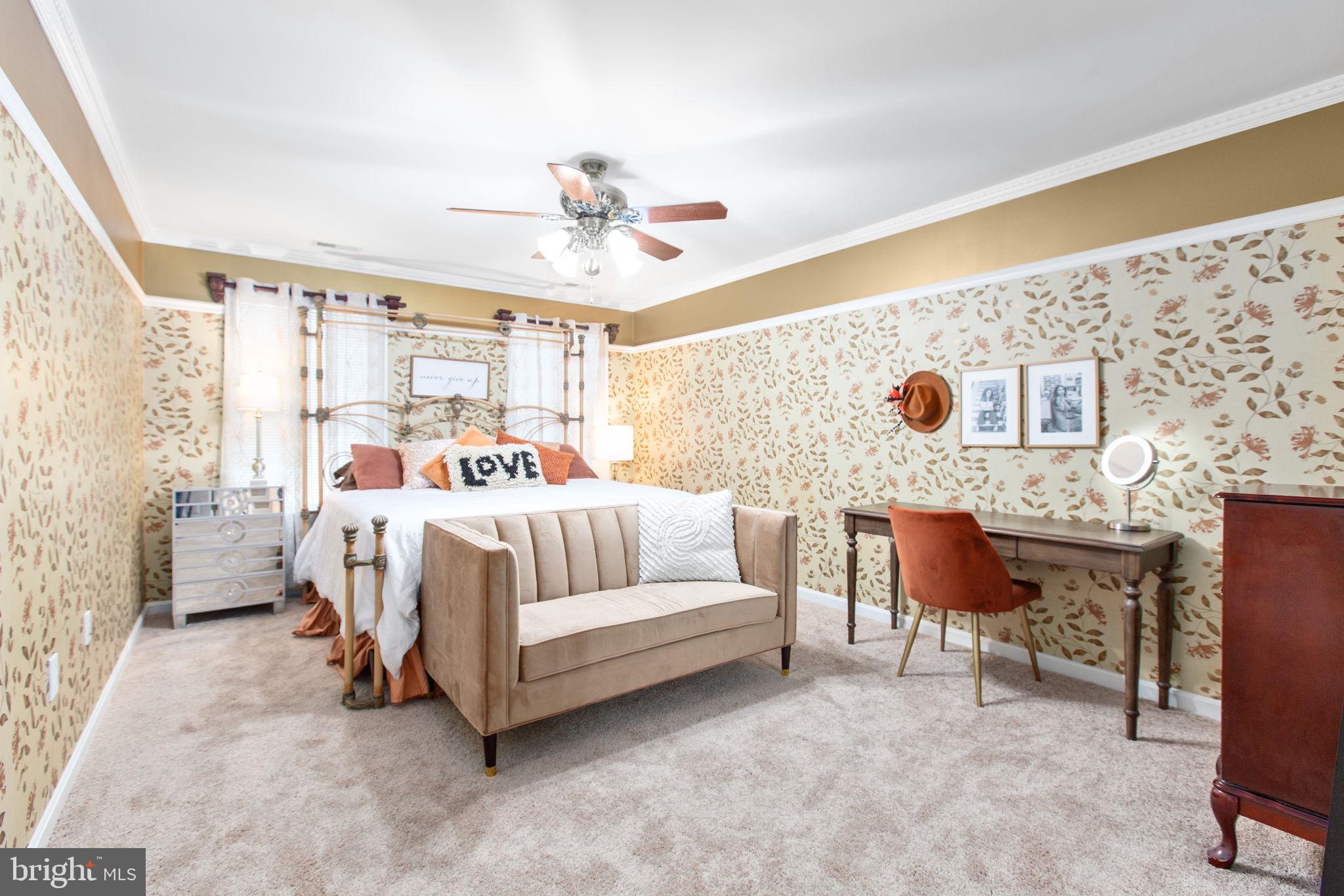 CROWN GRANT - Residential