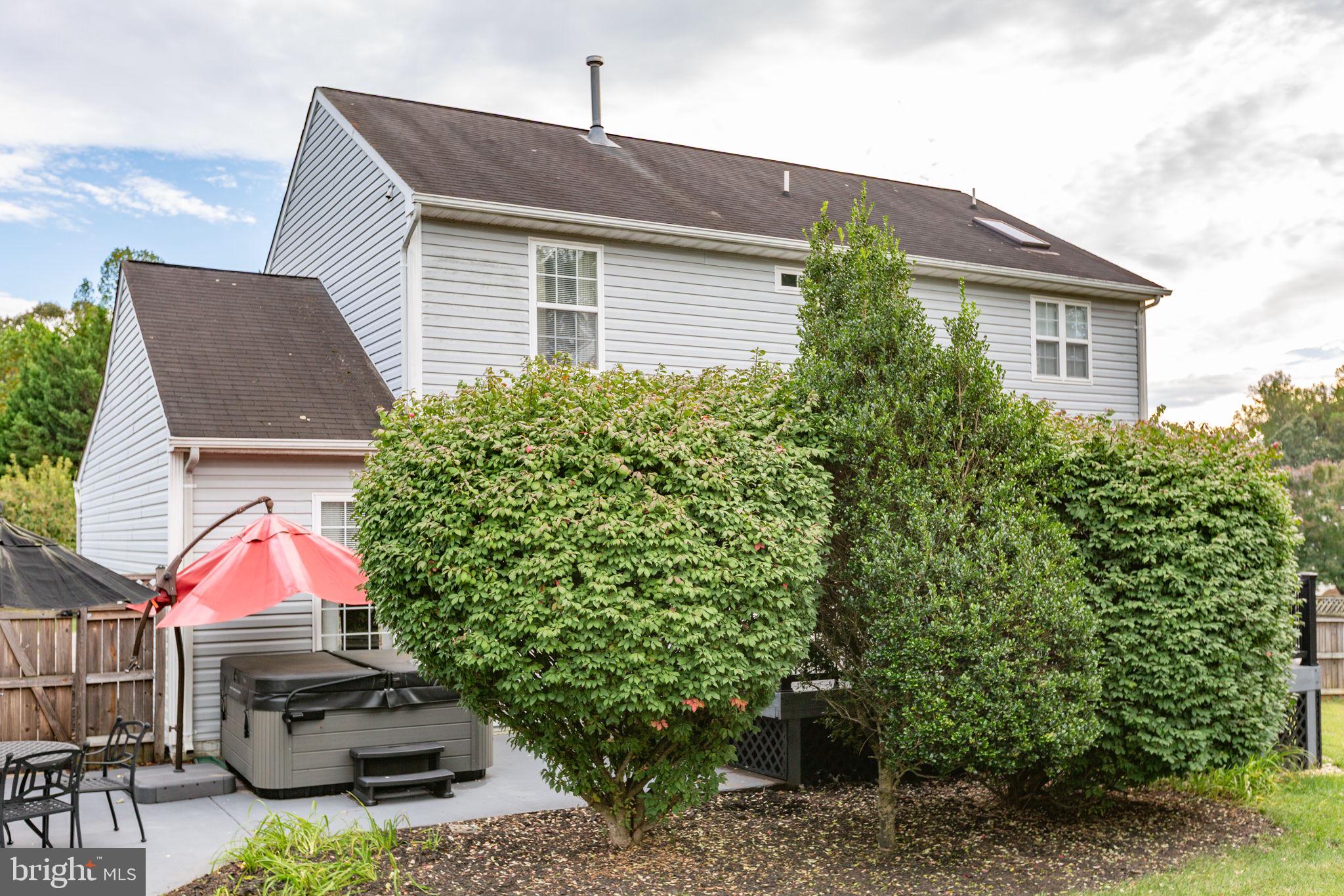 CROWN GRANT - Residential