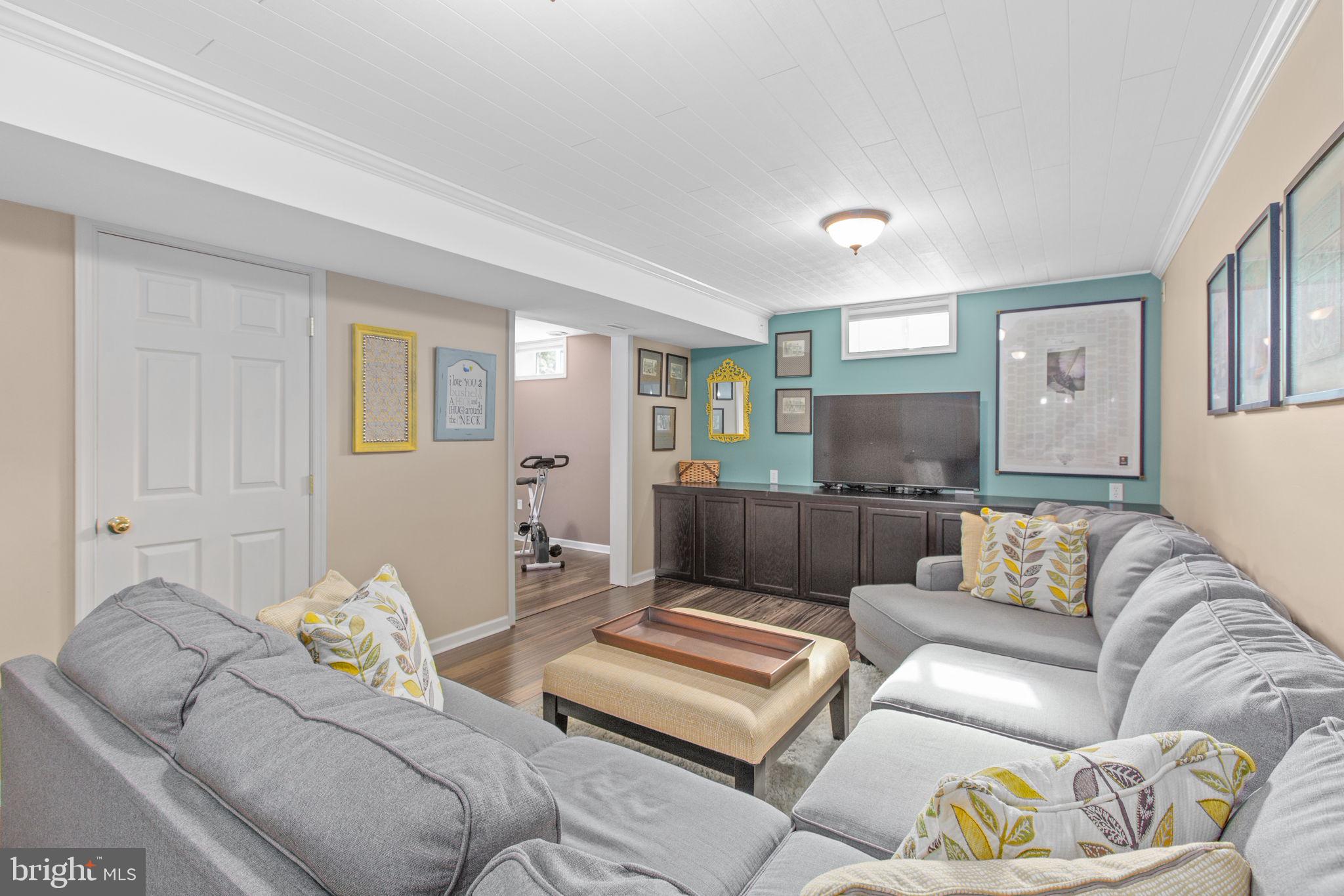 CROWN GRANT - Residential