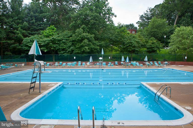 ARLINGTON VILLAGE - Residential Lease