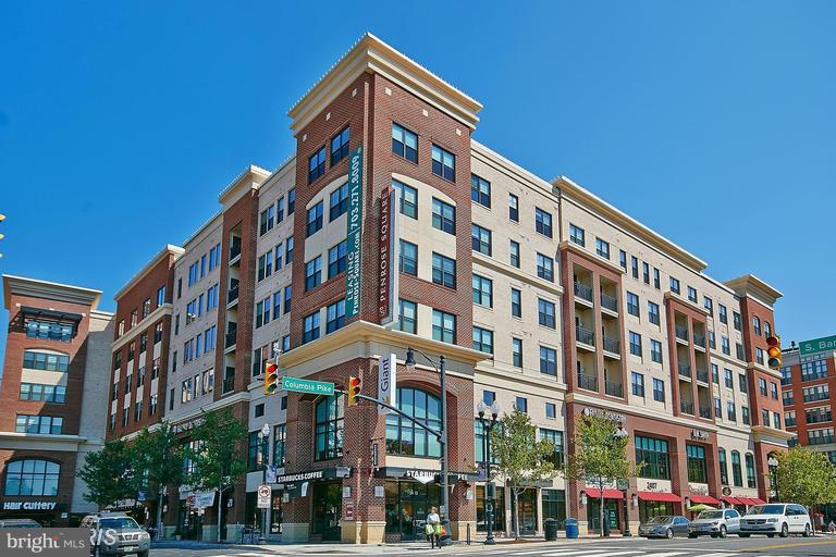 ARLINGTON VILLAGE - Residential Lease