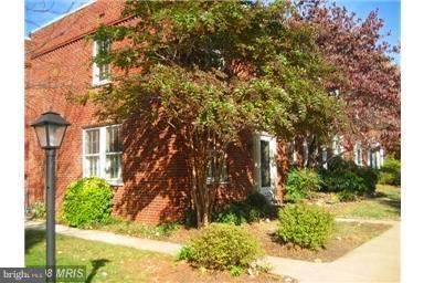 ARLINGTON VILLAGE - Residential Lease