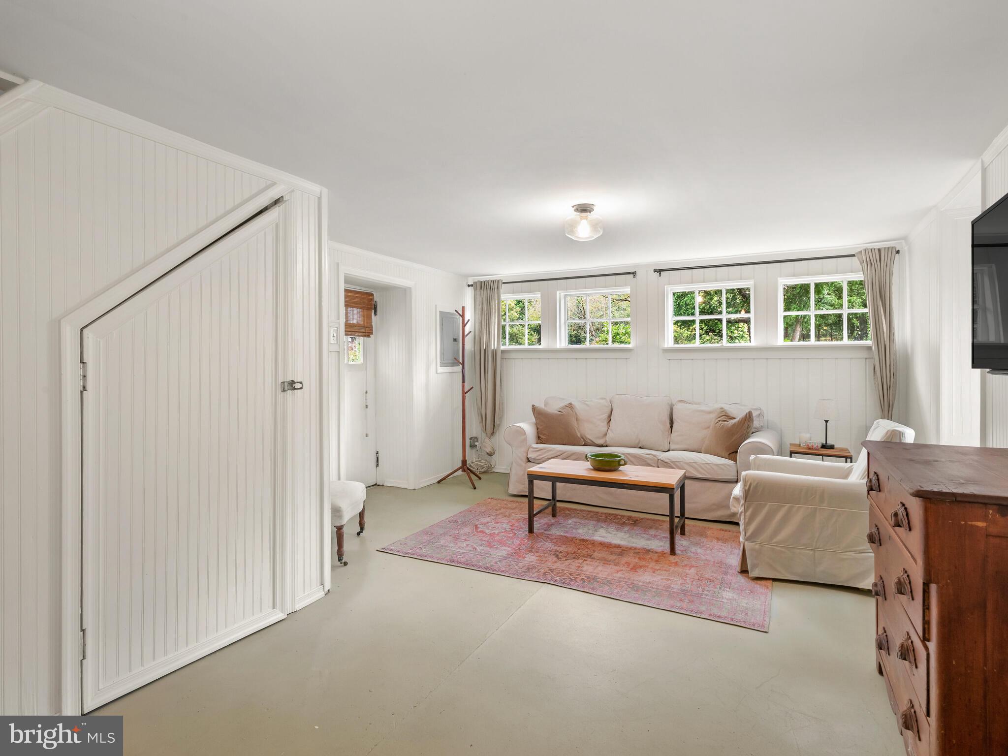 SNOWDENVILLE - Residential