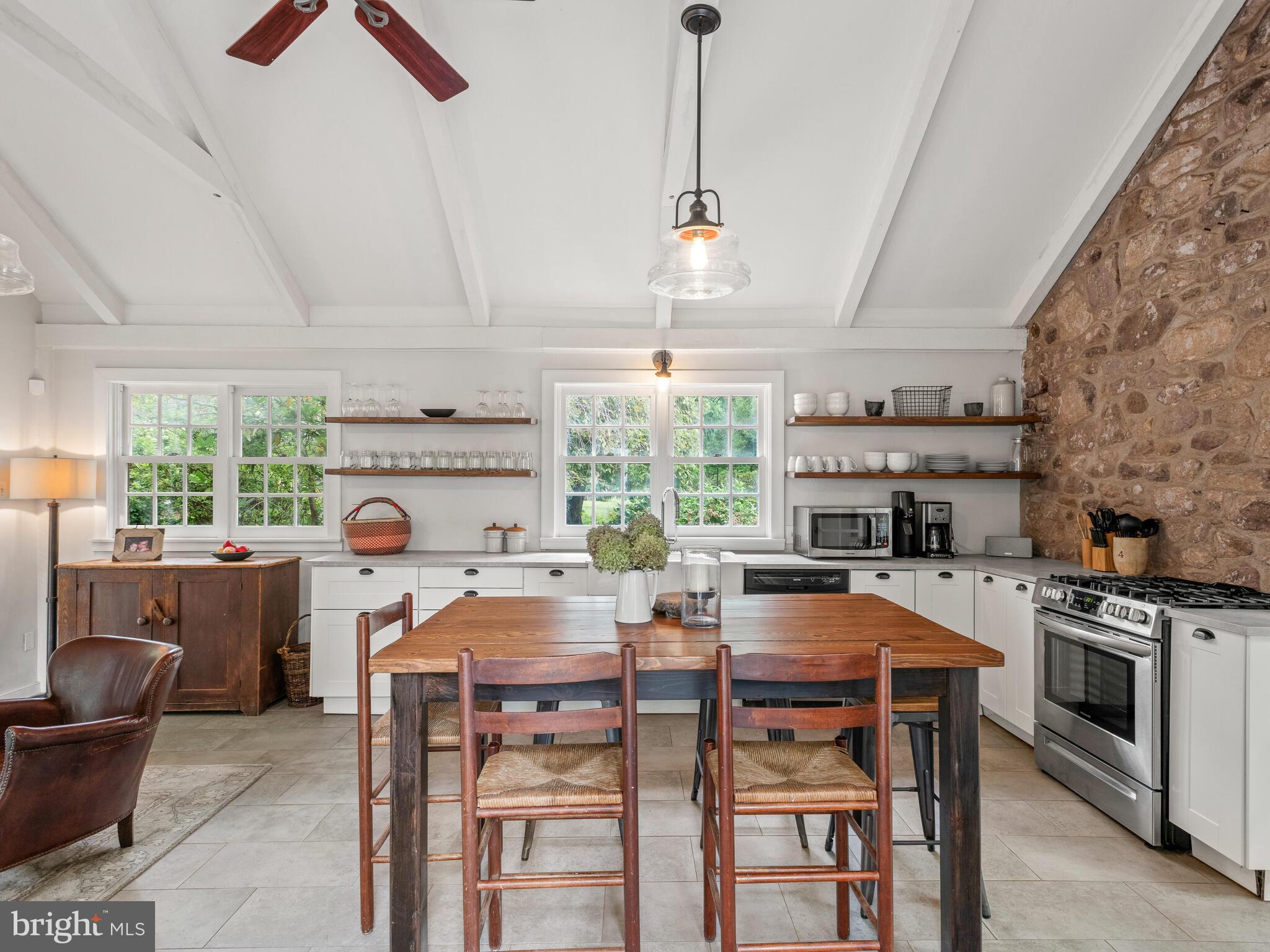 SNOWDENVILLE - Residential