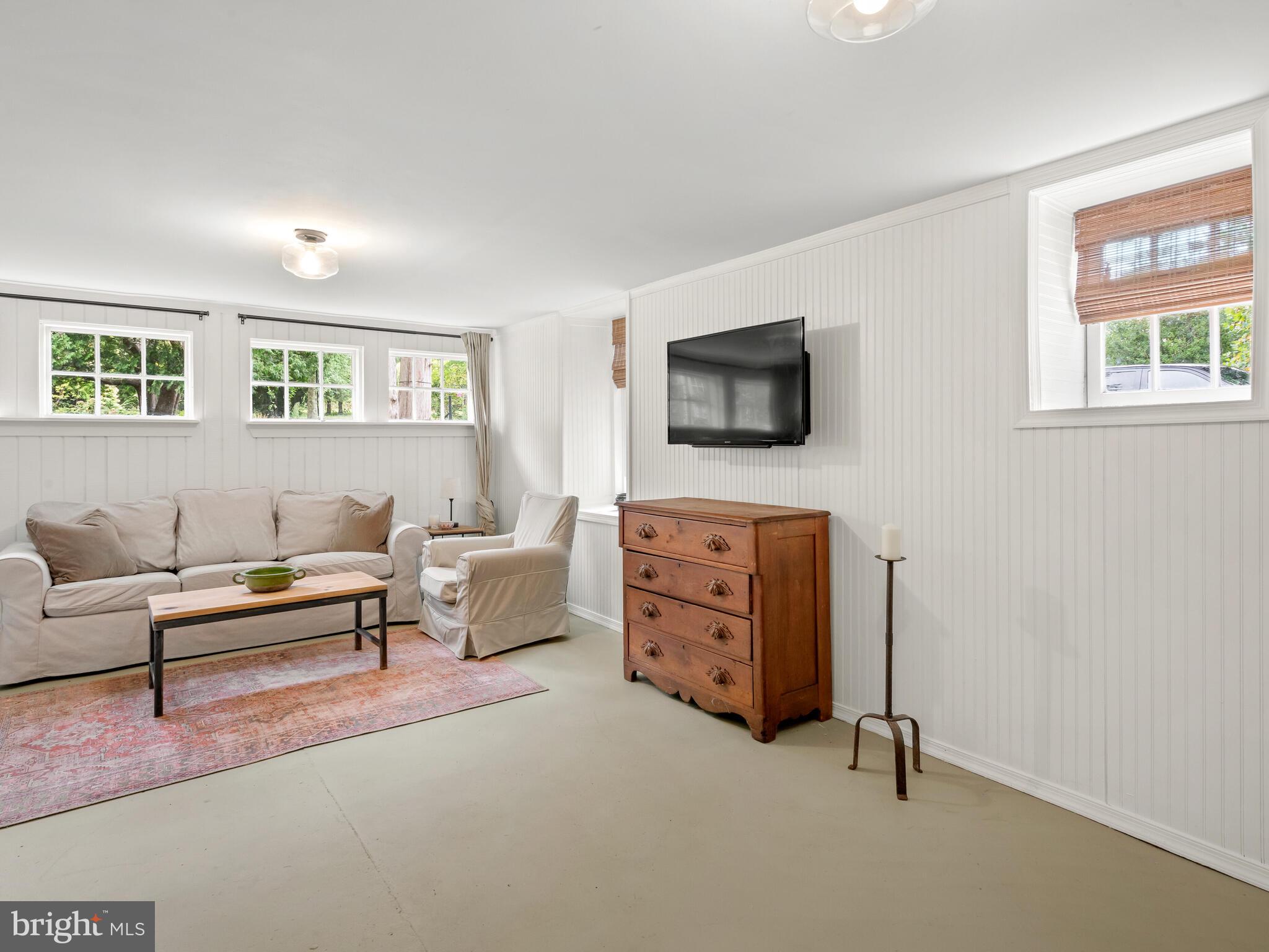 SNOWDENVILLE - Residential