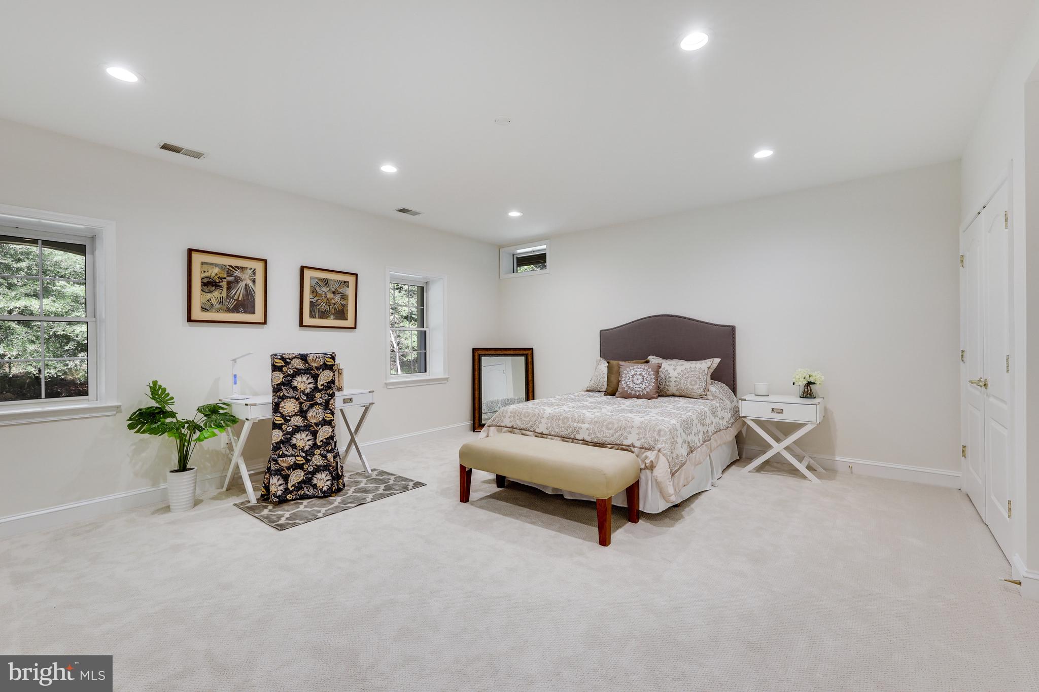 OAK HILL ESTATES - Residential