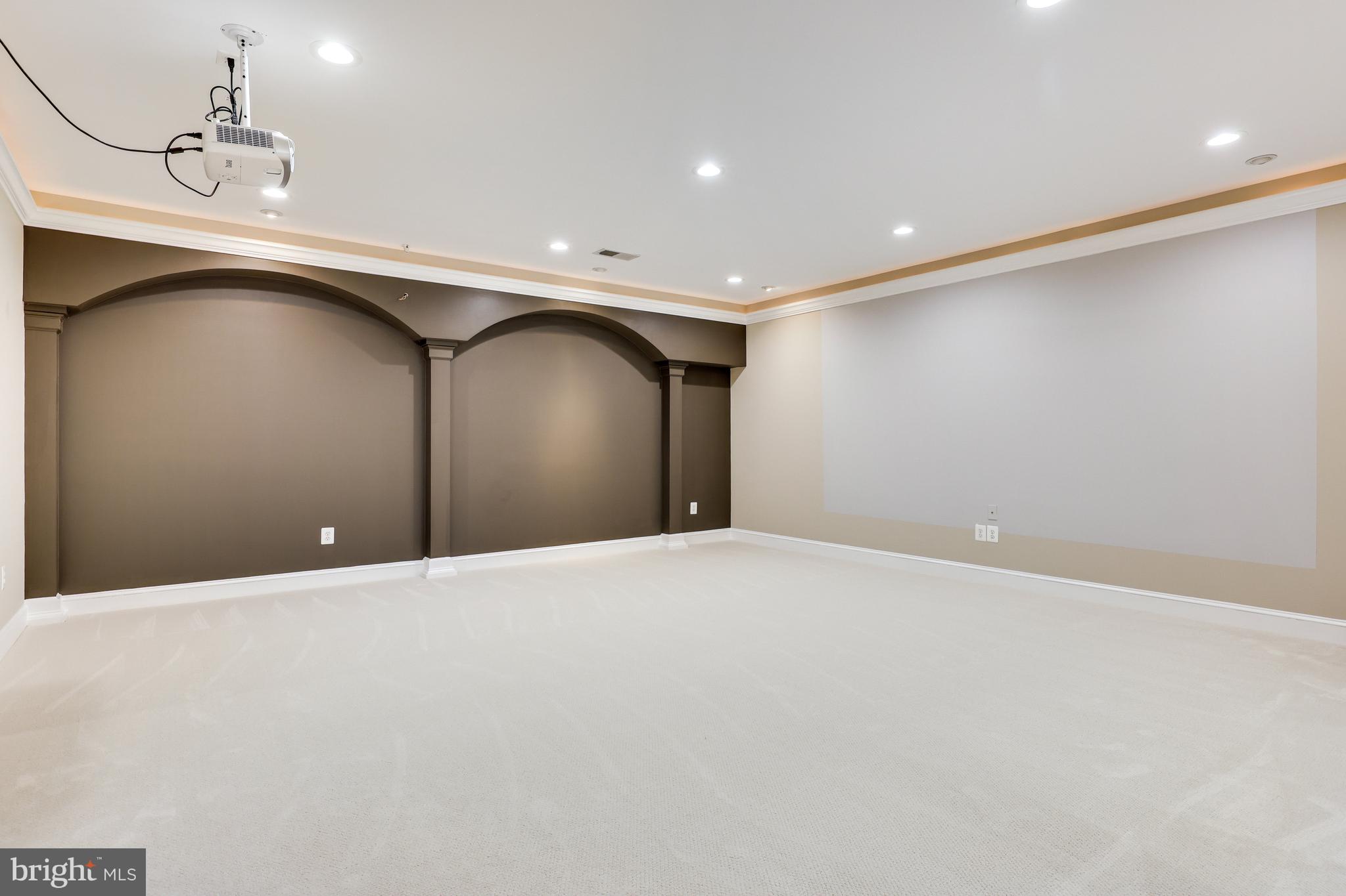 OAK HILL ESTATES - Residential