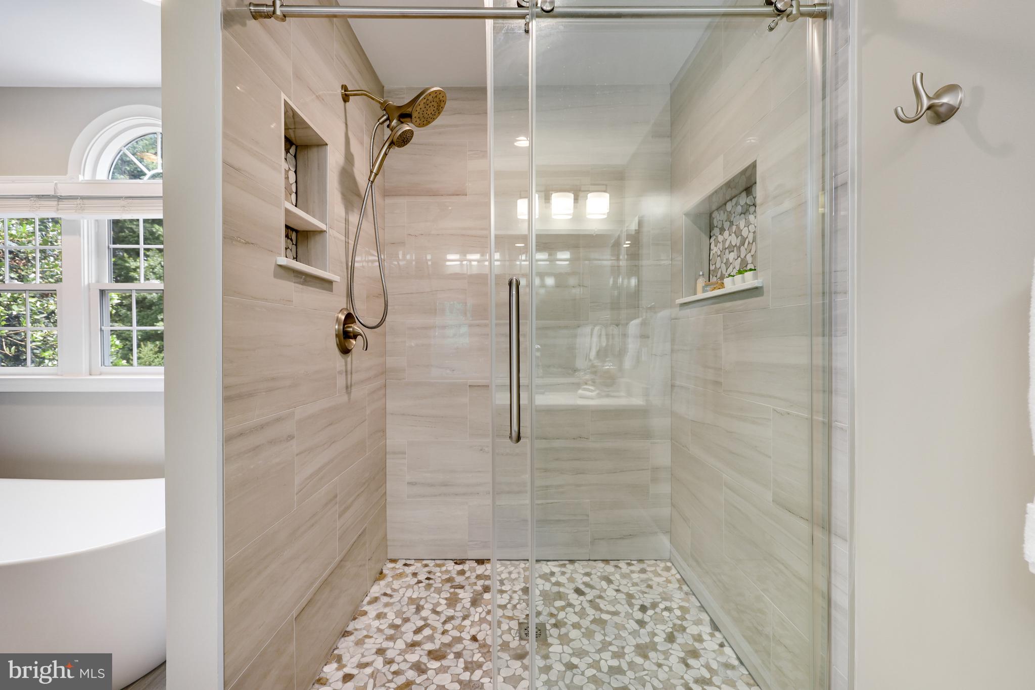 OAK HILL ESTATES - Residential