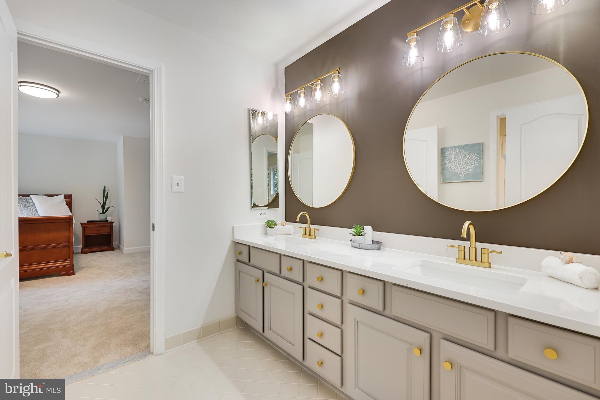 OAK HILL ESTATES - Residential