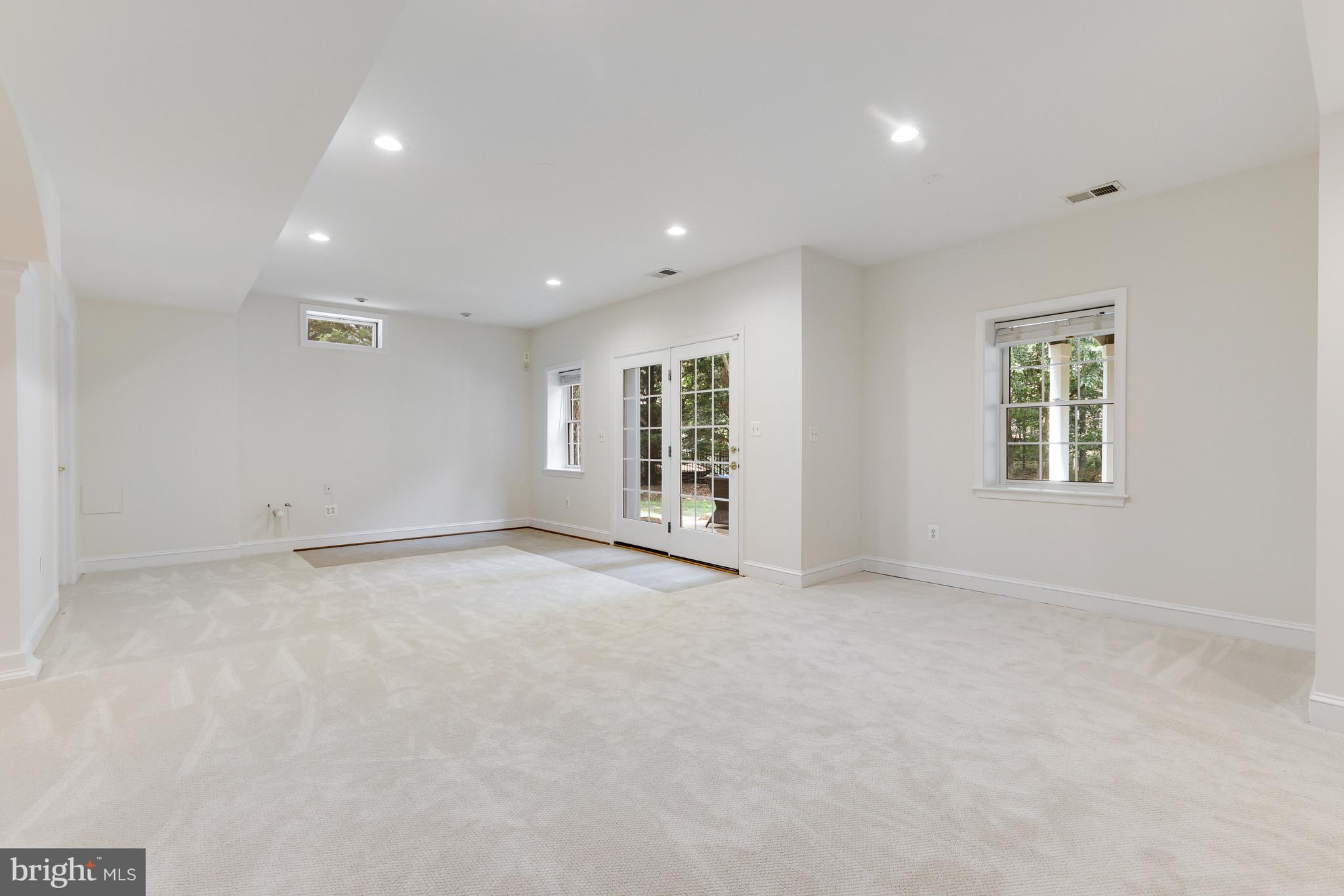 OAK HILL ESTATES - Residential