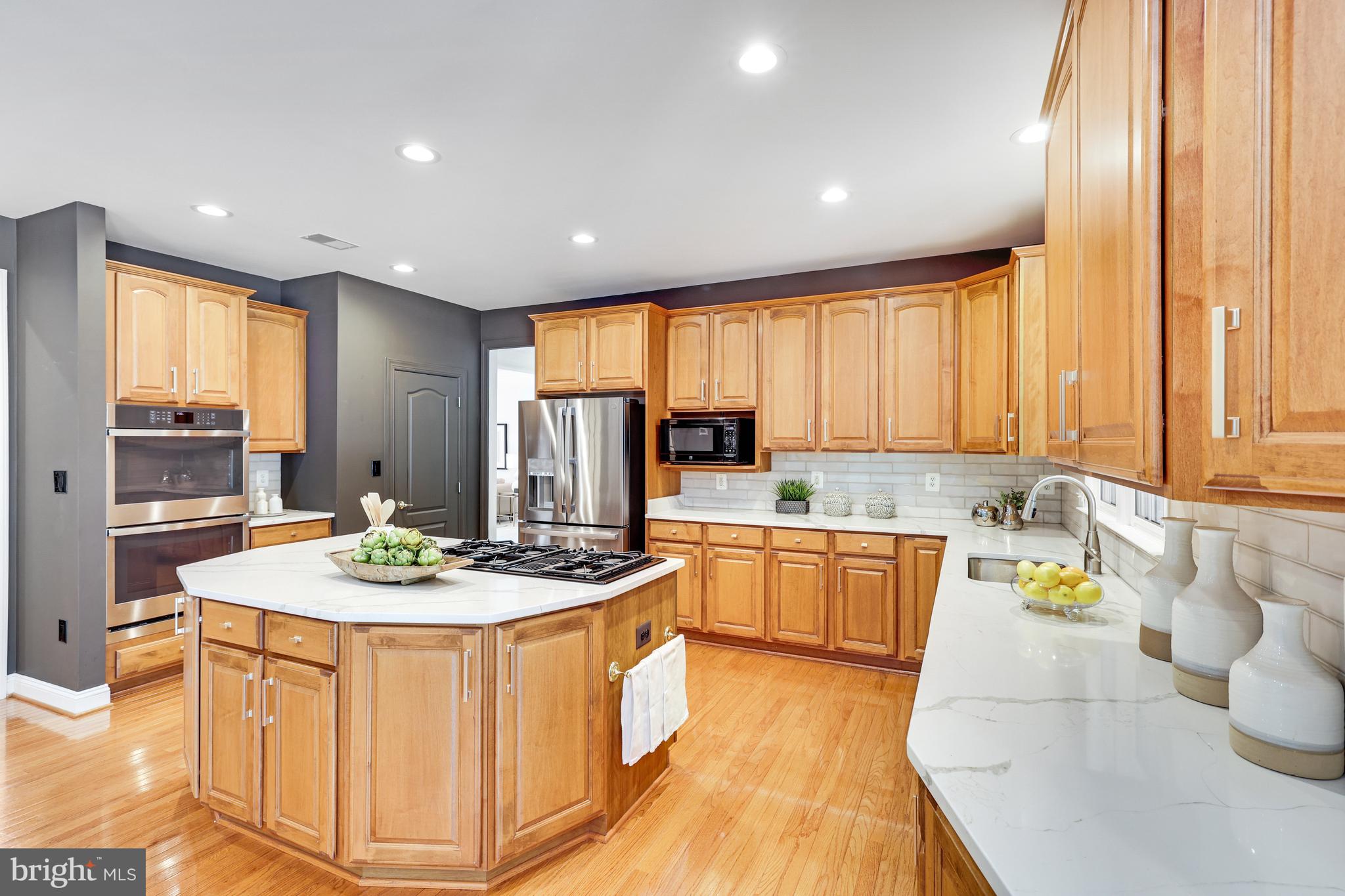 OAK HILL ESTATES - Residential