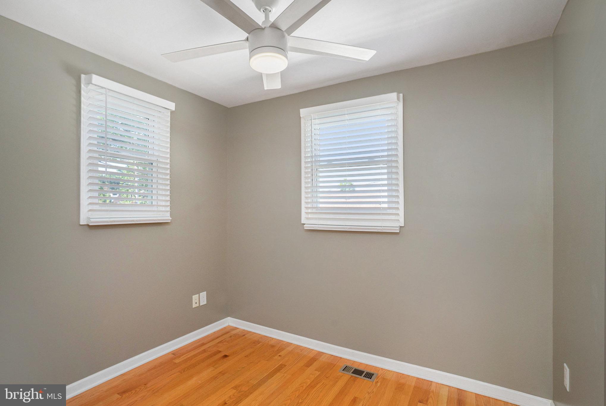 LAFAYETTE HILL - Residential