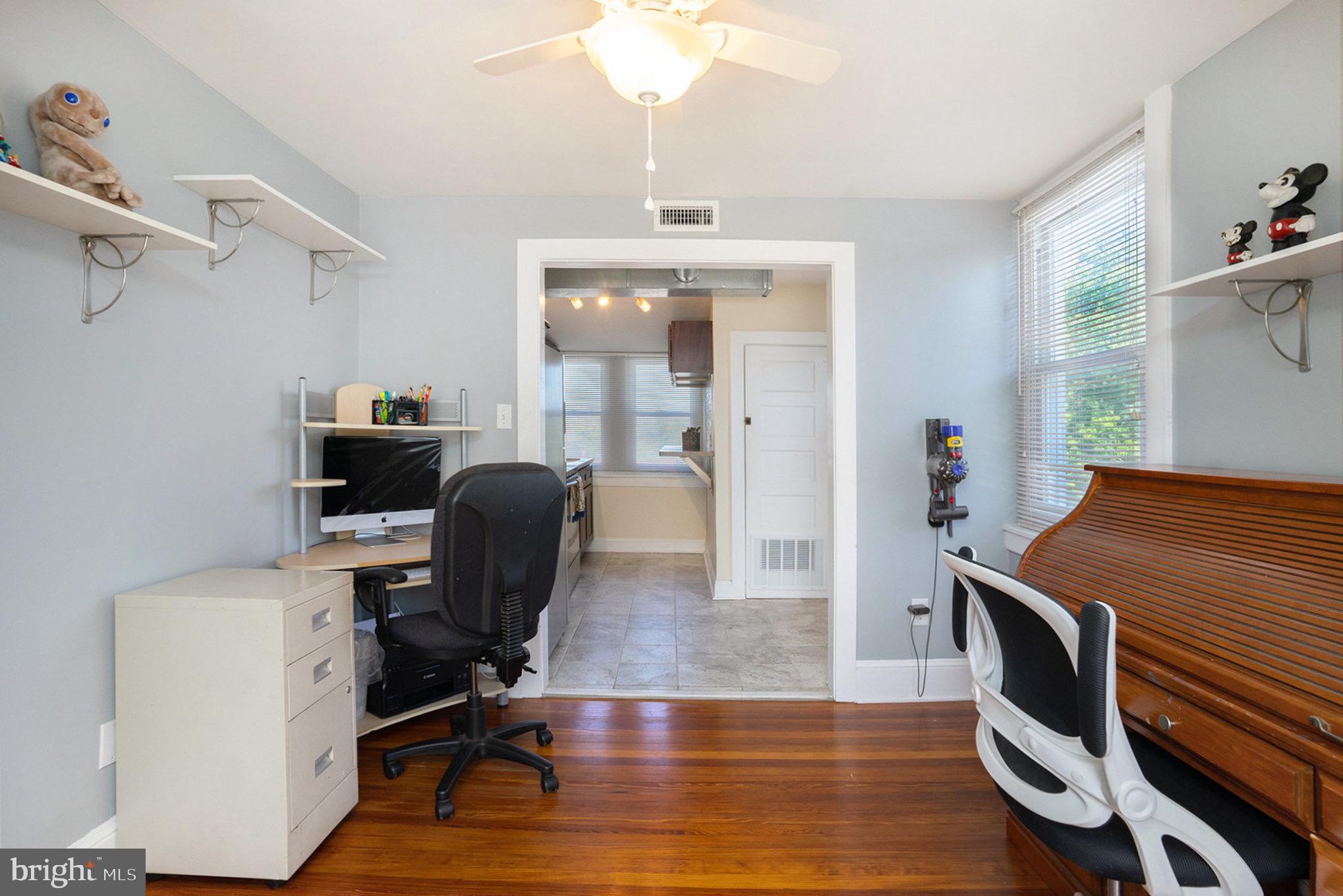 LAFAYETTE HILL - Residential