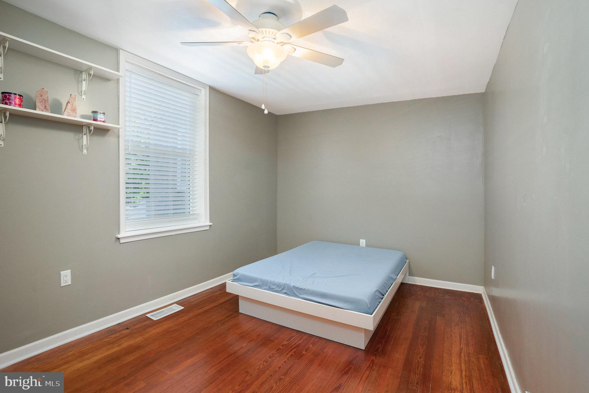 LAFAYETTE HILL - Residential