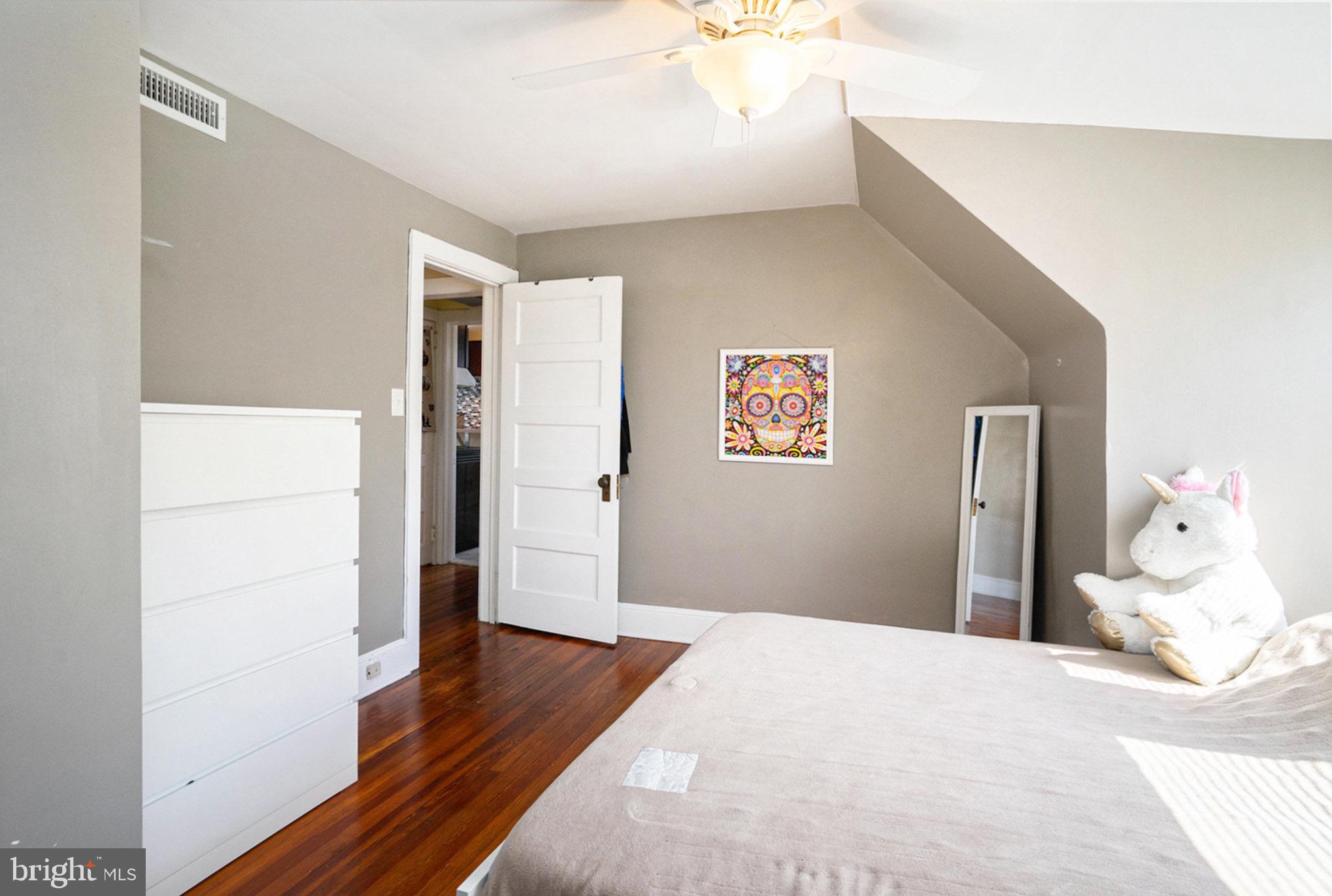 LAFAYETTE HILL - Residential