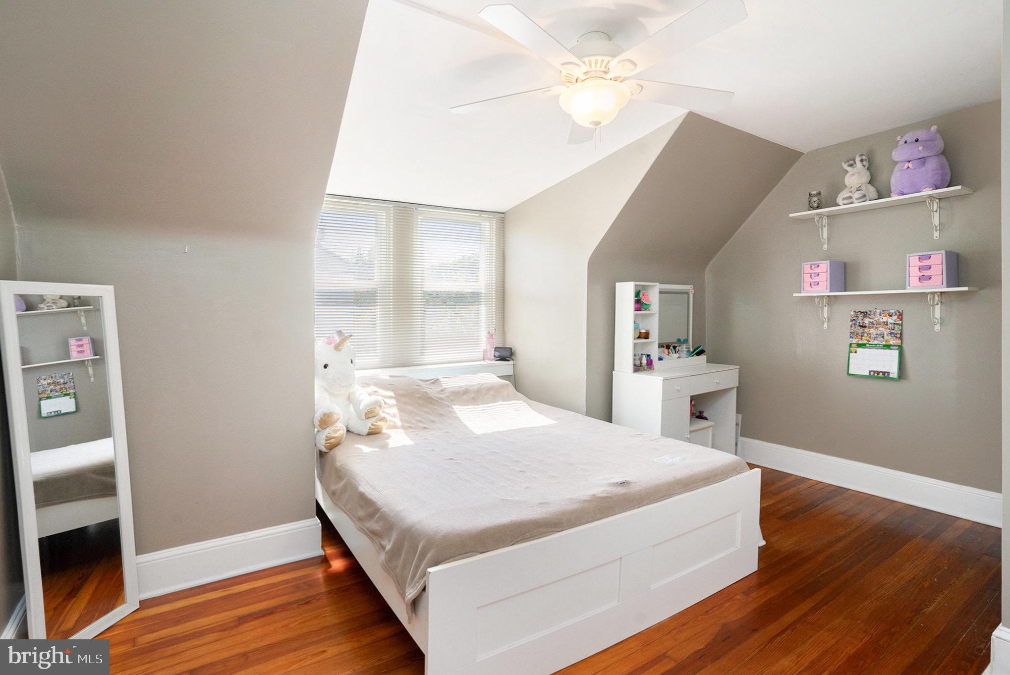 LAFAYETTE HILL - Residential