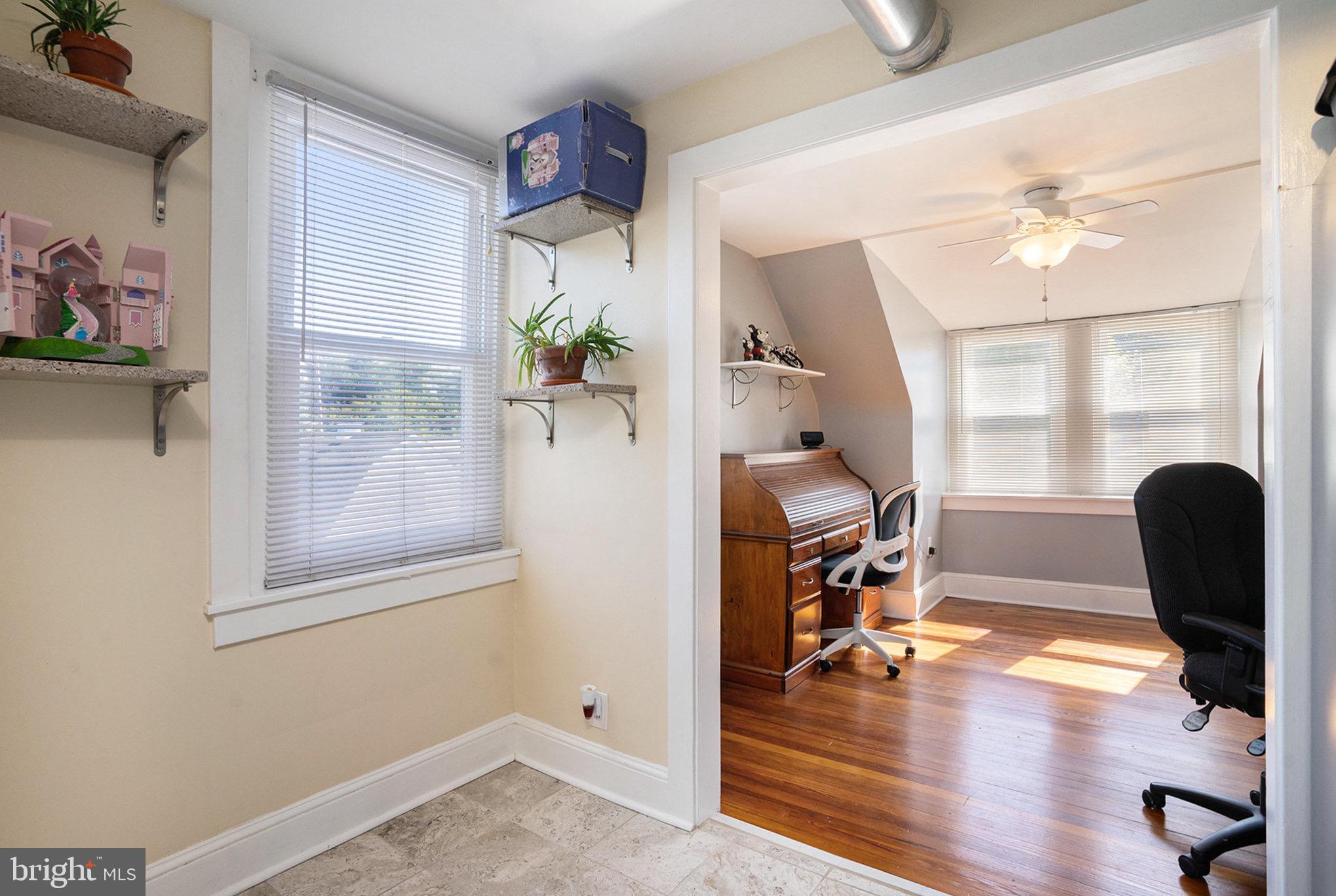 LAFAYETTE HILL - Residential