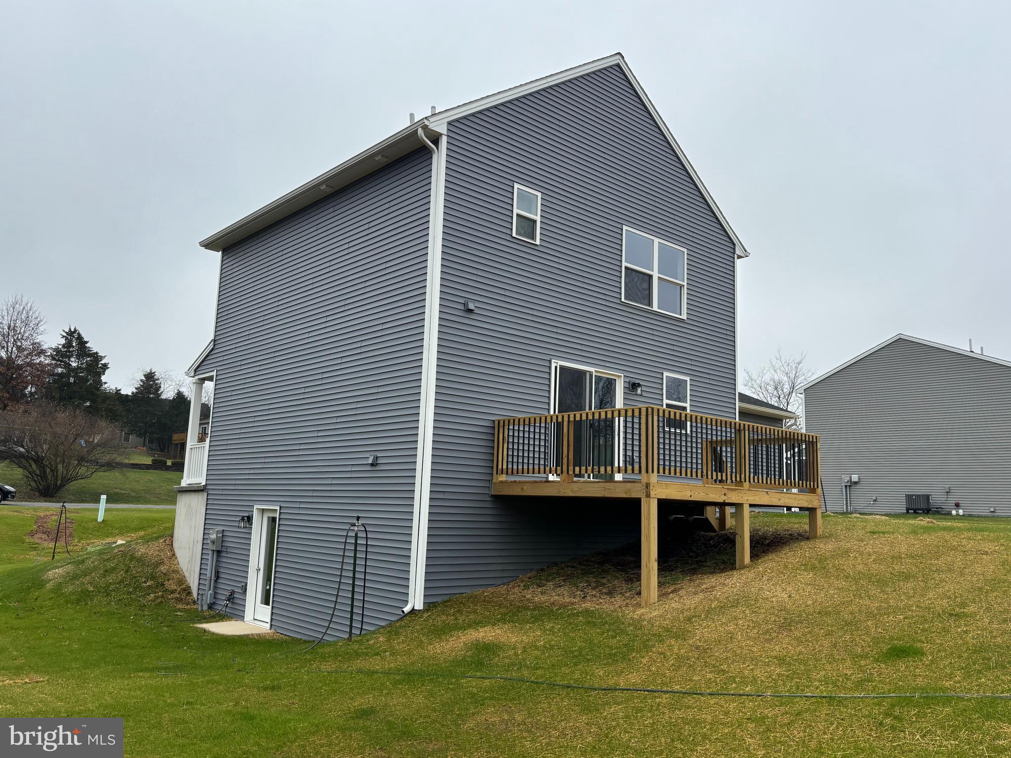 RANDOM OAKS PHASE II - Residential