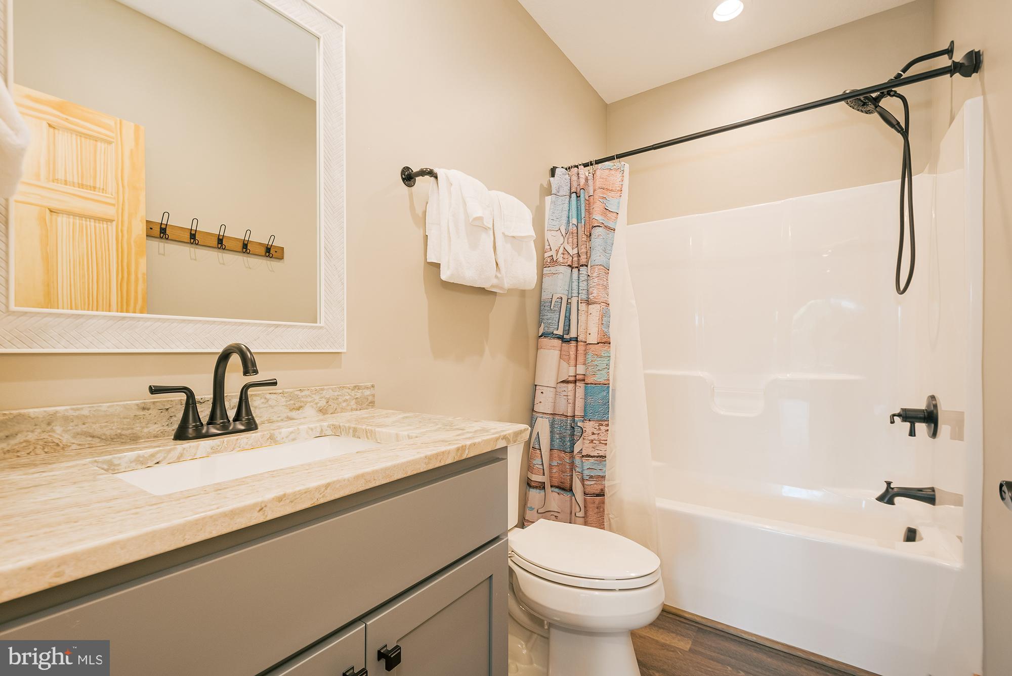 NORTH CAMP - Residential